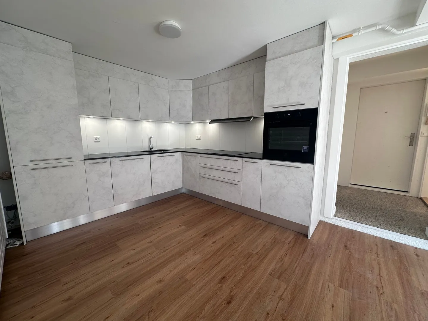 Gemütliche 2,5 Zimmer Erdgeschosswohnung - Foto 1 von 14