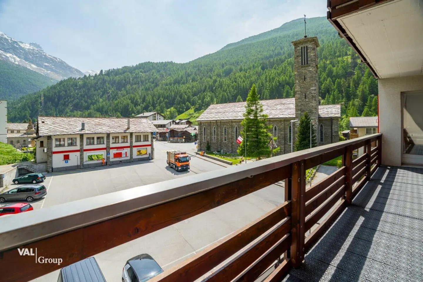 Opportunité d'investissement au cœur du Saastal - Hôtel ou appartements secondaires approuvés à Saas-Grund - Photo 19 sur 20