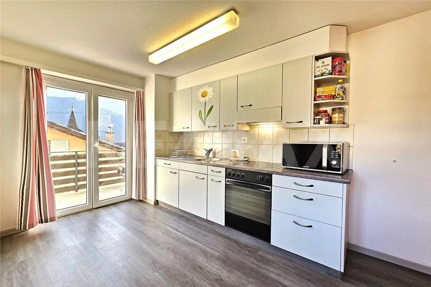 Appartamento 4.5 stanze - Foto 3 di 13