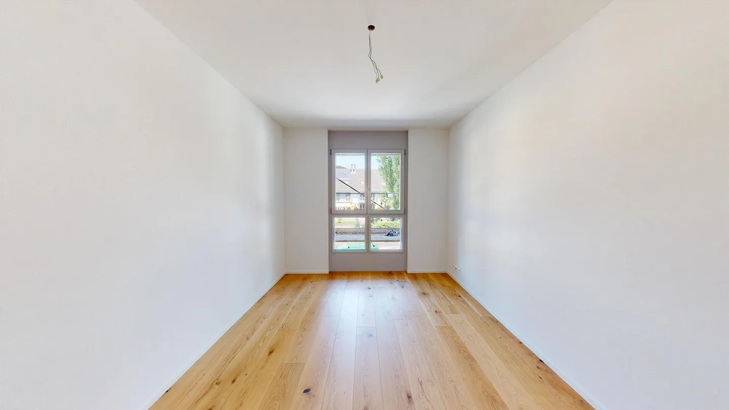 Appartamento di 3.5 locali come nuovo, al piano terra con sala fitness e terrazza sul tetto - Foto 9 di 13