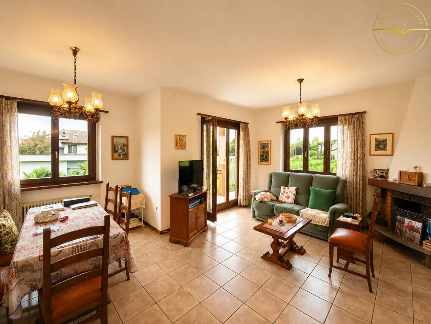 Casa Indipendente Spaziosa con Terreno - Foto 5 di 13