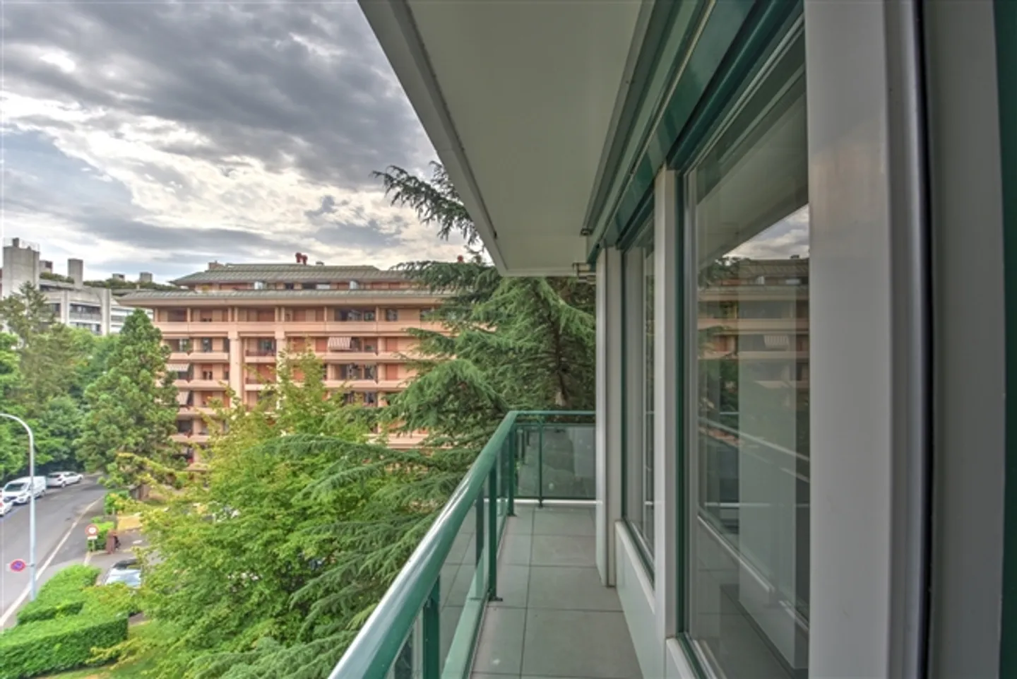 Offices for rent near Les Nations - 3rd floor - 330 m² - Photo 4 of 6