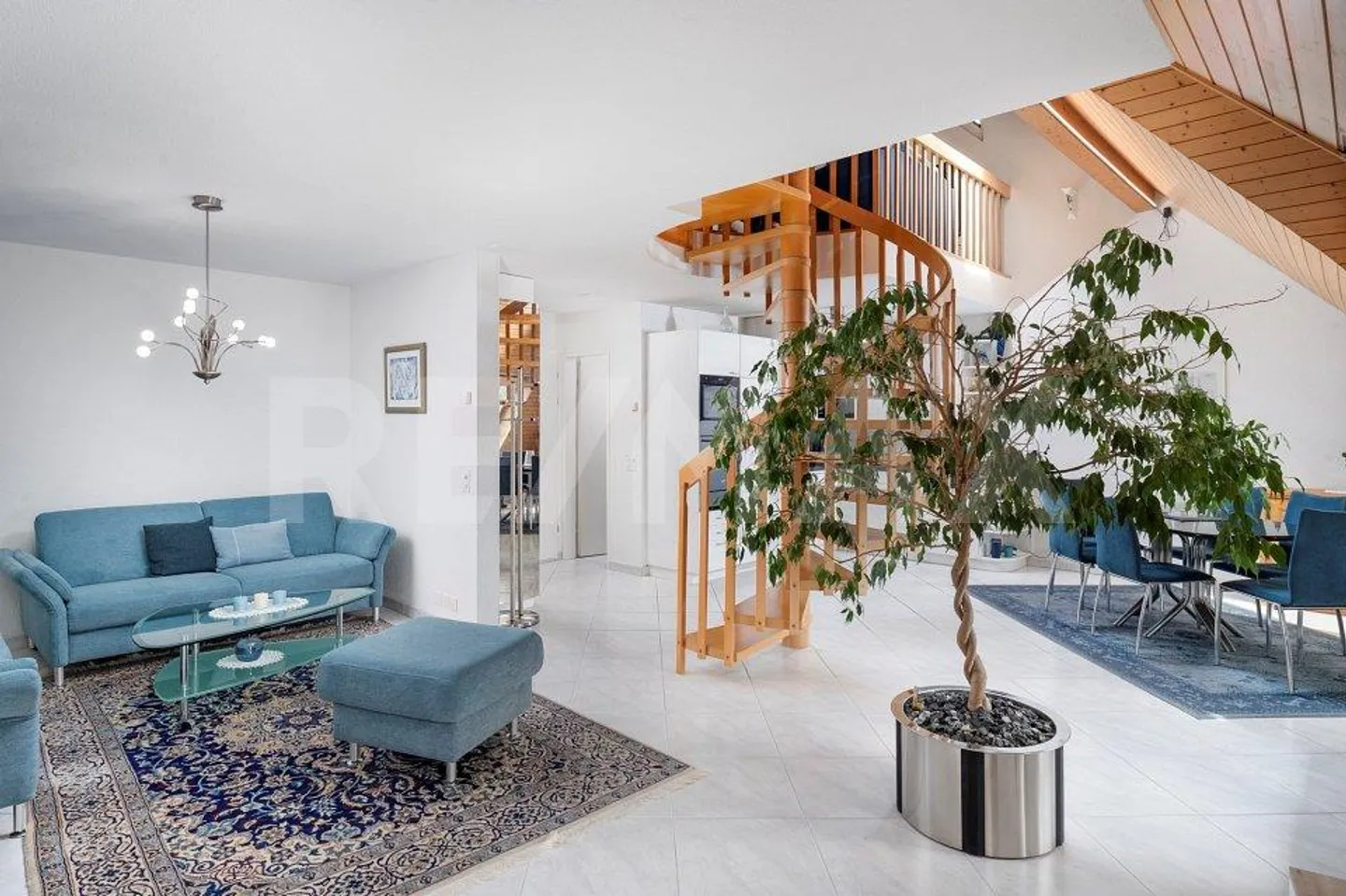 Belle appartement sous les combles avec galerie - Photo 1 sur 13