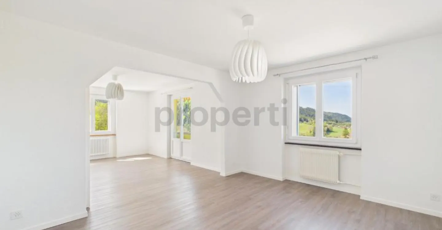 Charming 3.5 rooms in a peaceful living environment between nature and comfort - Photo 4 of 9