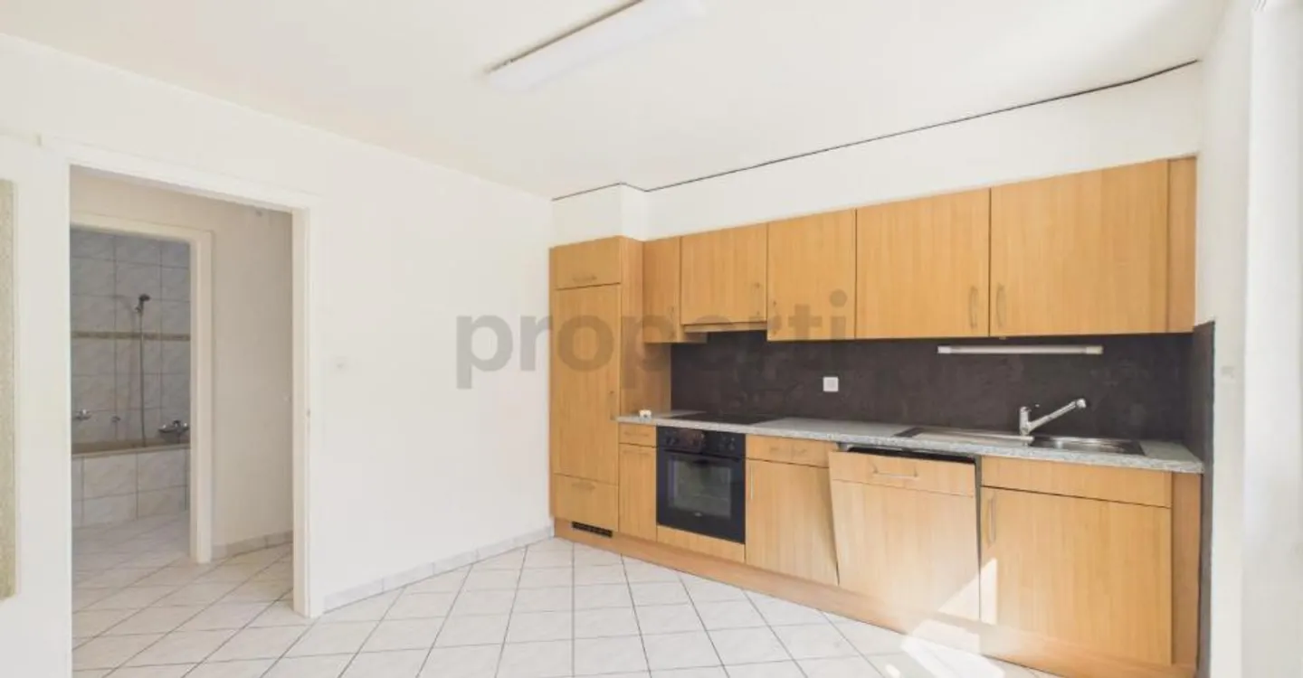Charming 3.5 rooms in a peaceful living environment between nature and comfort - Photo 5 of 9