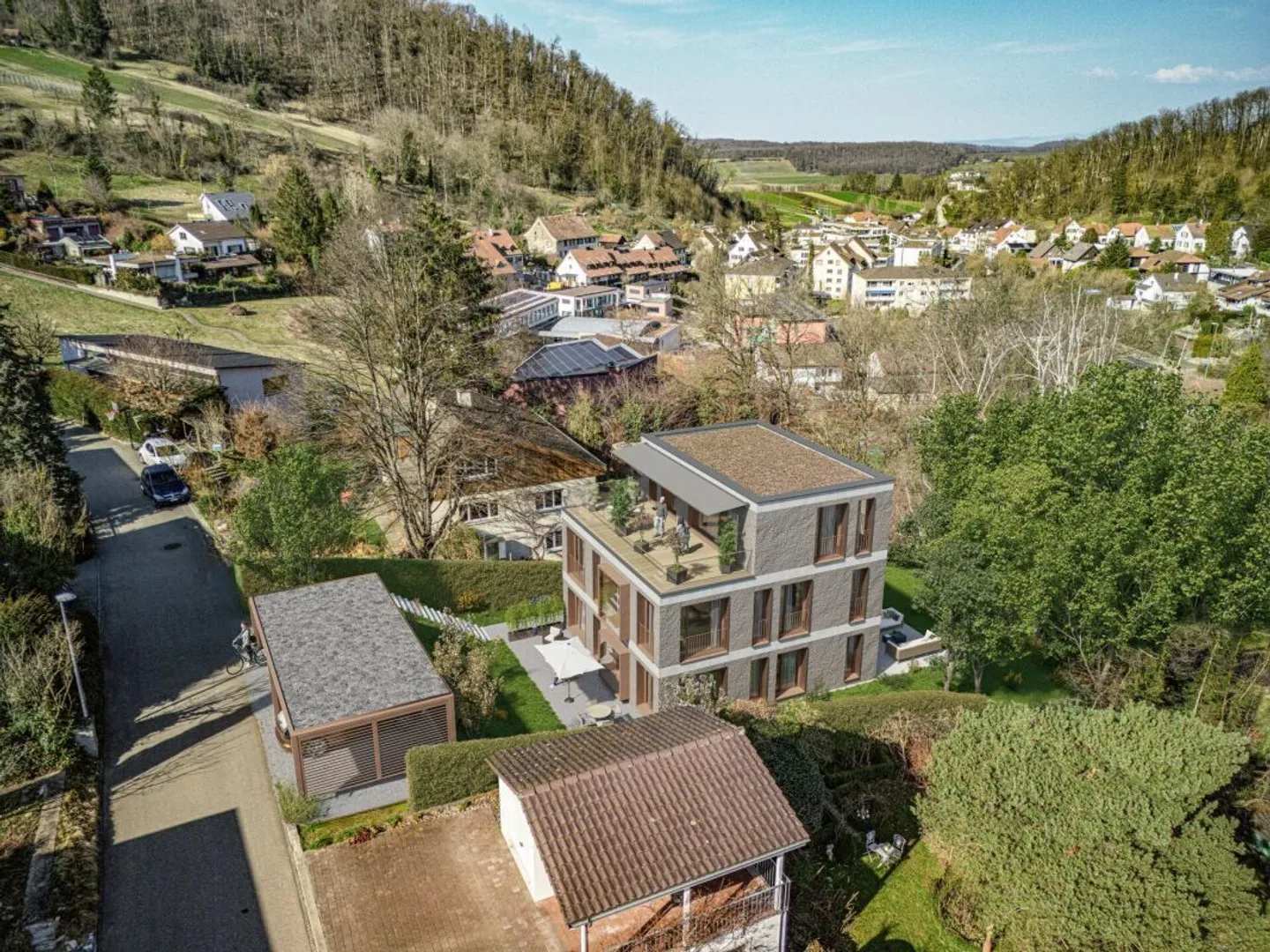 925 m² Terreno Edificabile in una Bella Posizione Collinare - Foto 3 di 8