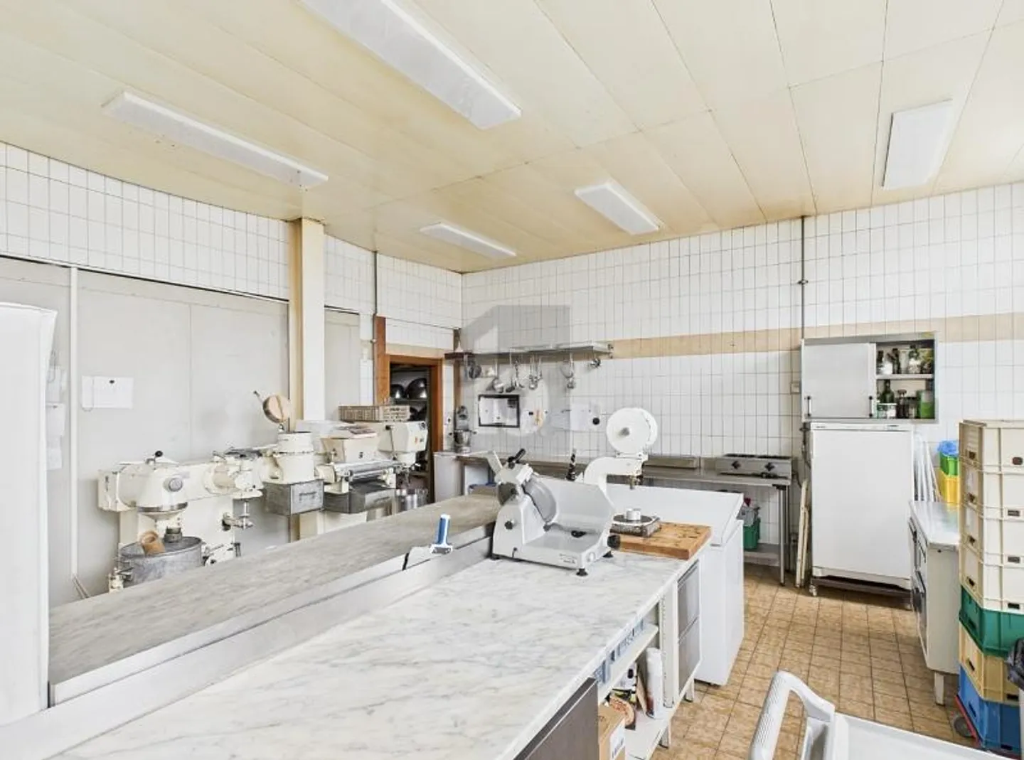 SURFACE FLEXIBLE AND WELL SERVED - Photo 3 of 6