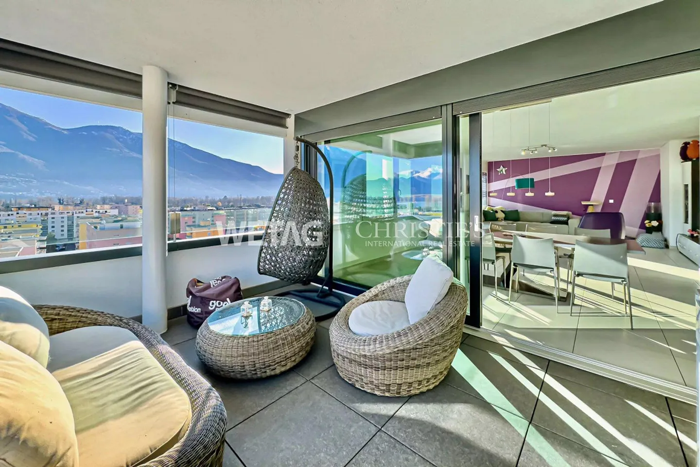 Moderno appartamento attico con vista lago in posizione centrale a Locarno... - Foto 6 di 13