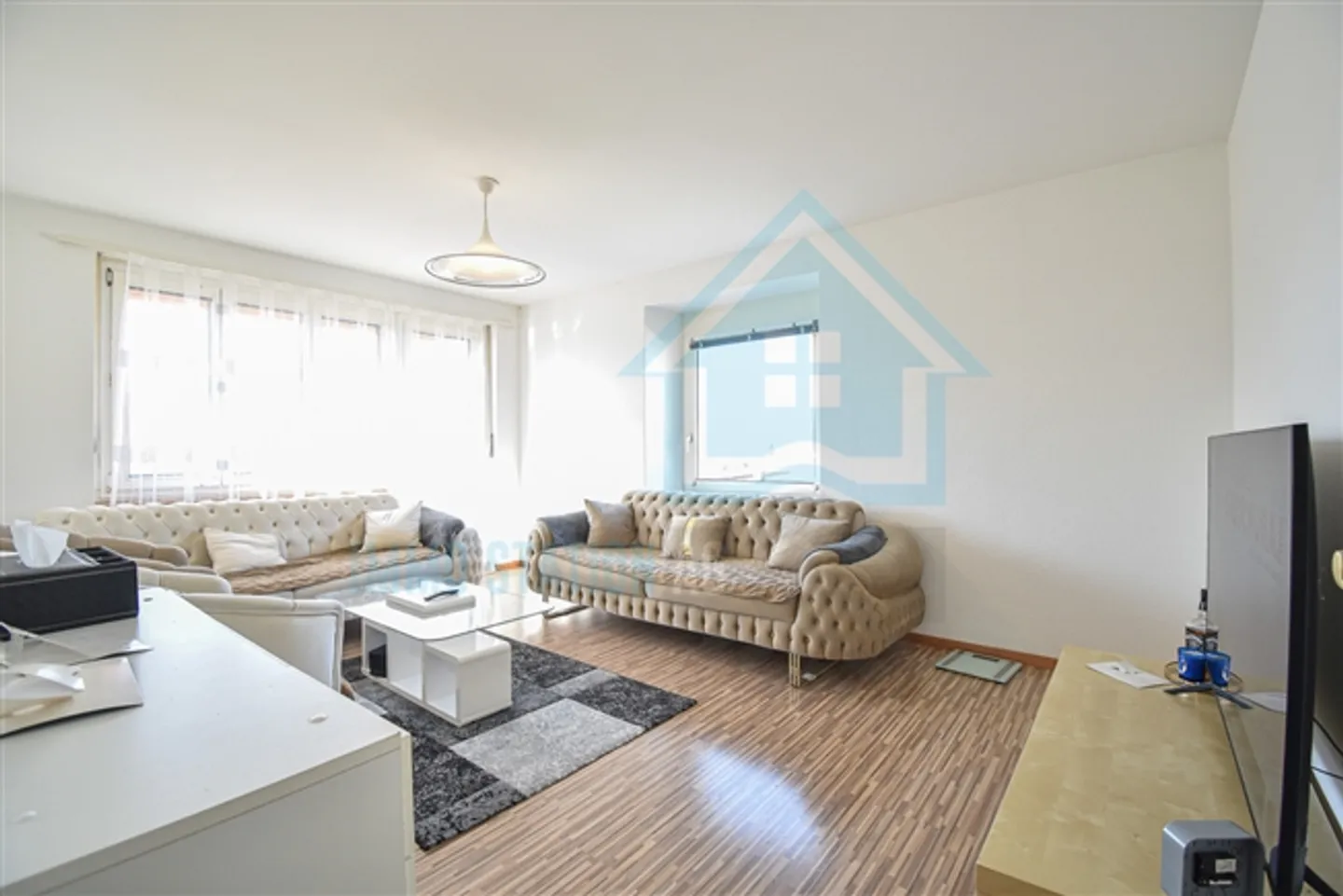 «Helle 4-Zimmer-Wohnung mit Ausbaupotenzial in Winznau SO» - Foto 2 von 11