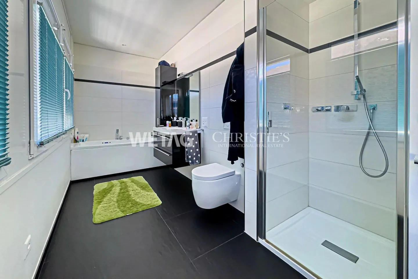 Moderno appartamento attico con vista lago in posizione centrale a Locarno... - Foto 10 di 13