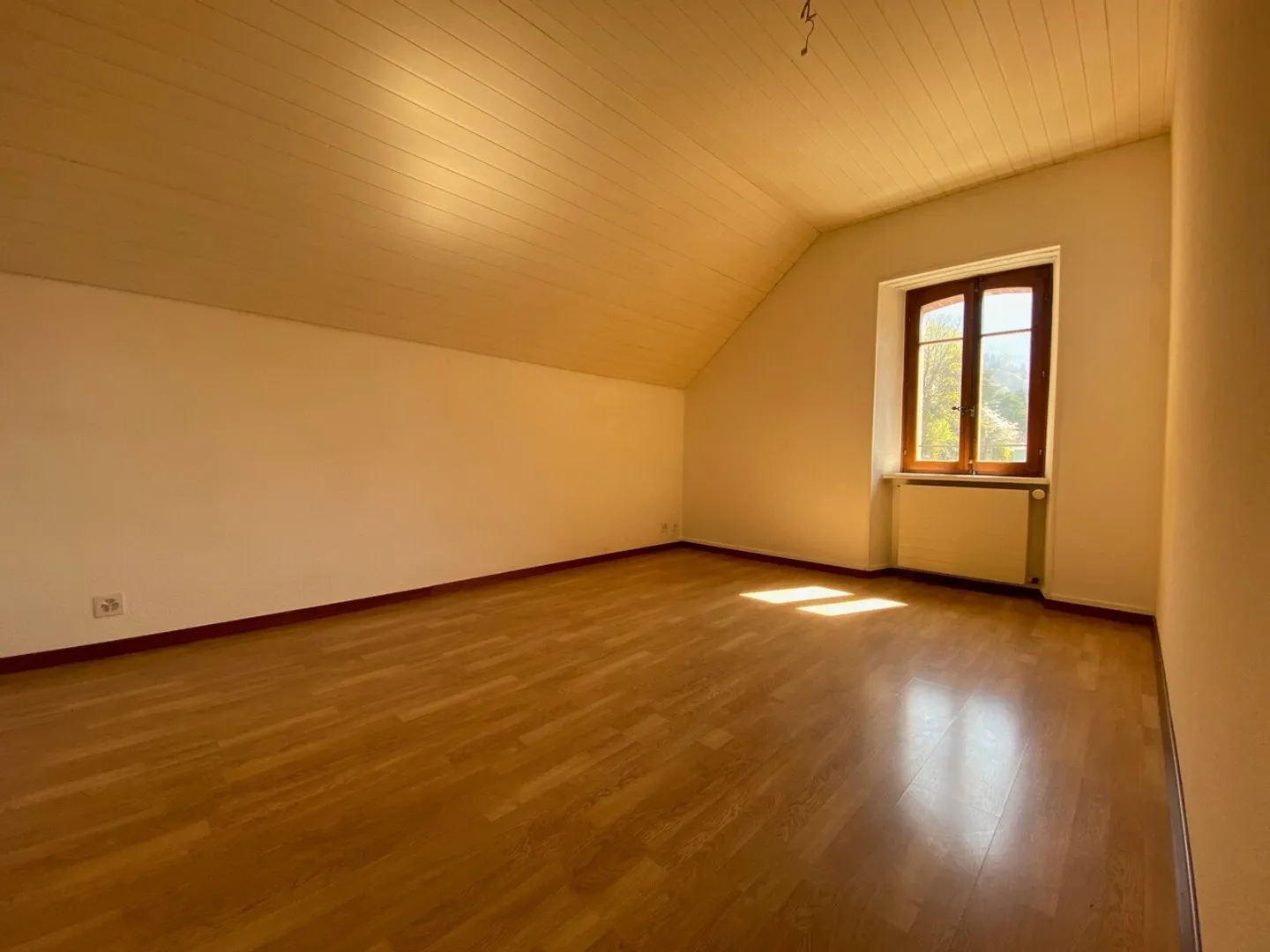 À louer : Charmant appartement de 2 pièces à Montreux - Photo 2 sur 5