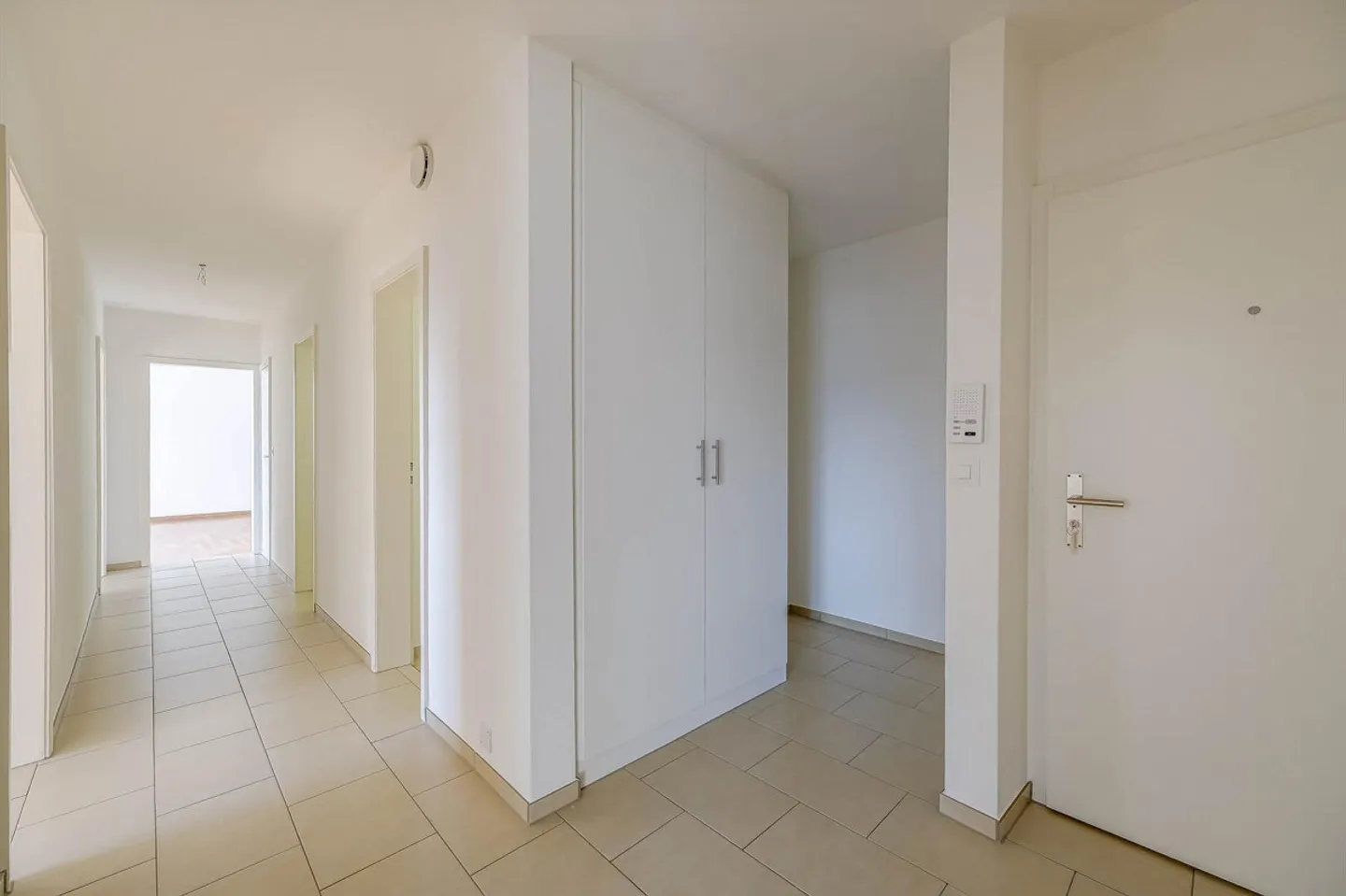 Appartamento in affitto - Foto 2 di 11