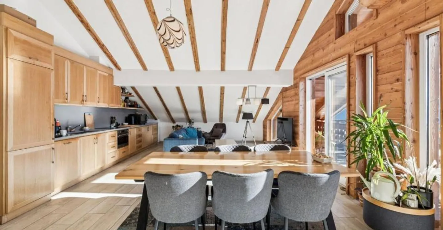 Splendid renovated attic - Breathtaking view of the Alps - Photo 5 of 10