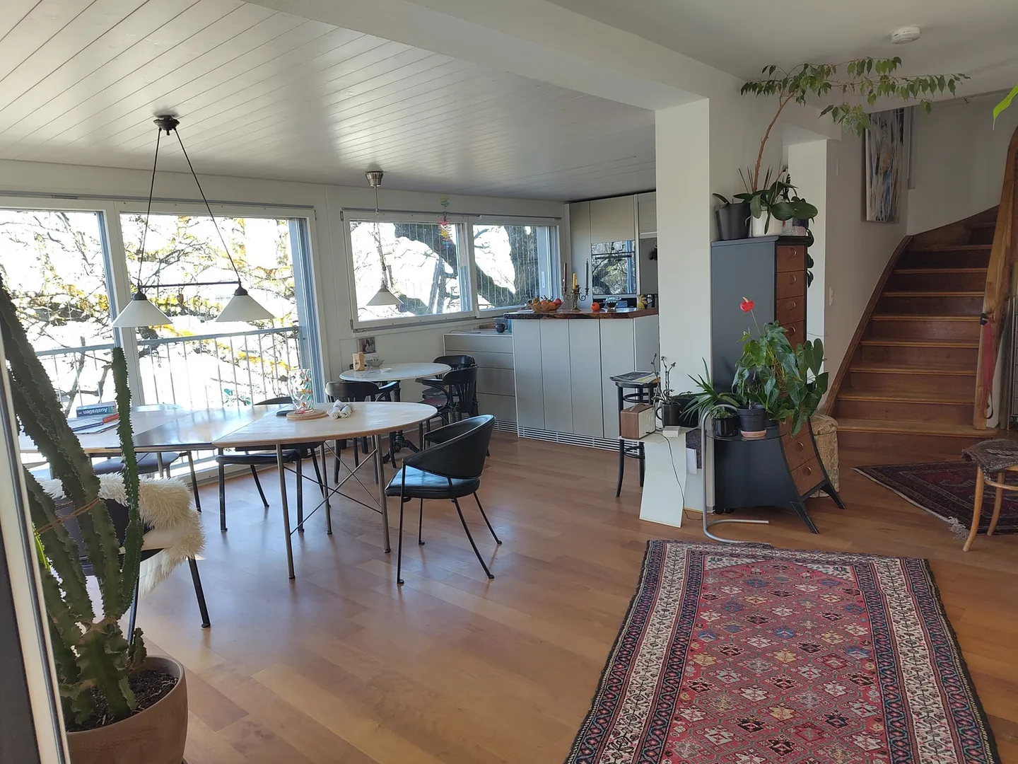 Charmantes Freistehendes Haus mit Garten - Foto 1 von 10