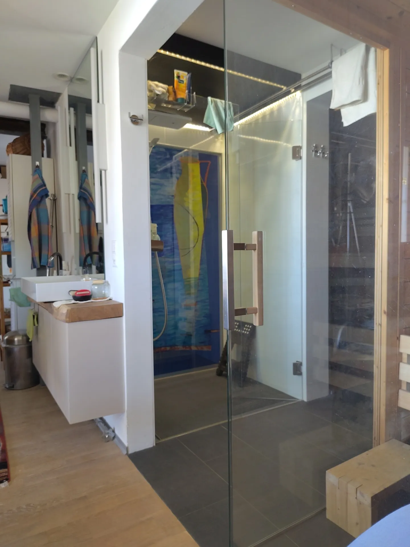 Charmantes Freistehendes Haus mit Garten - Foto 9 von 10