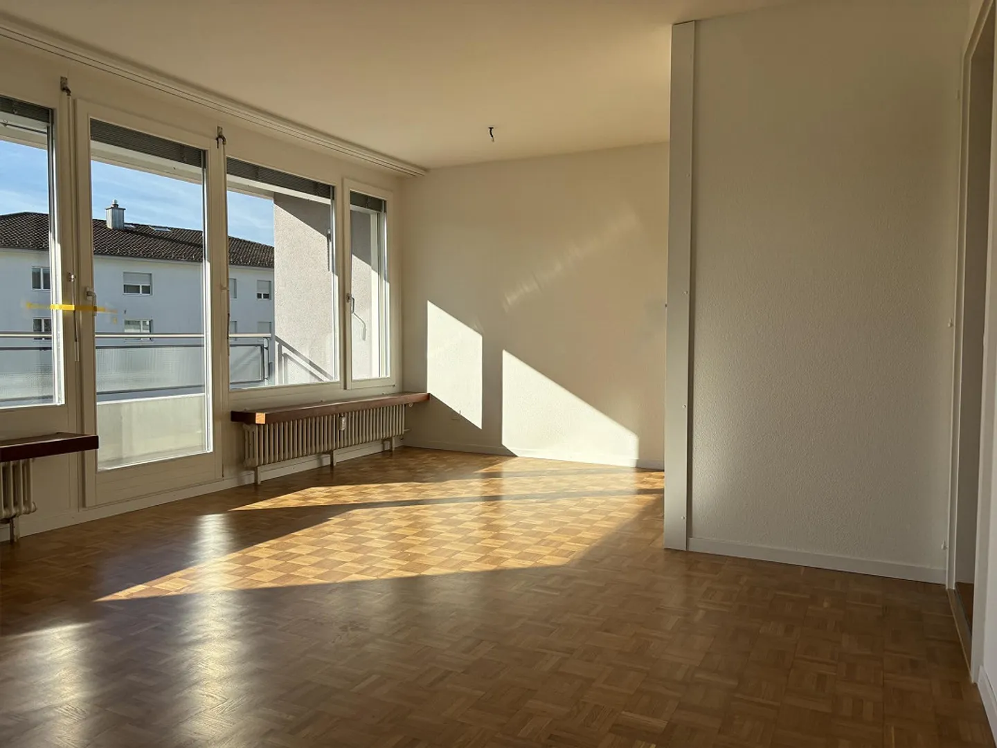 Appartement près du lac recherché ? - Photo 2 sur 7