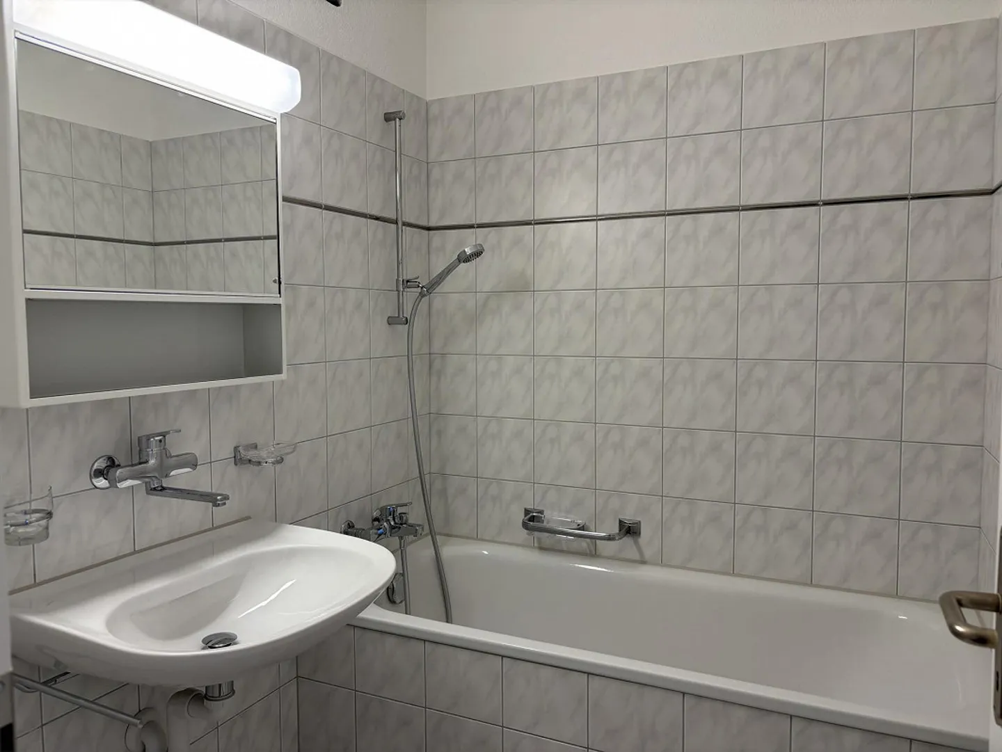 Appartement près du lac recherché ? - Photo 6 sur 7