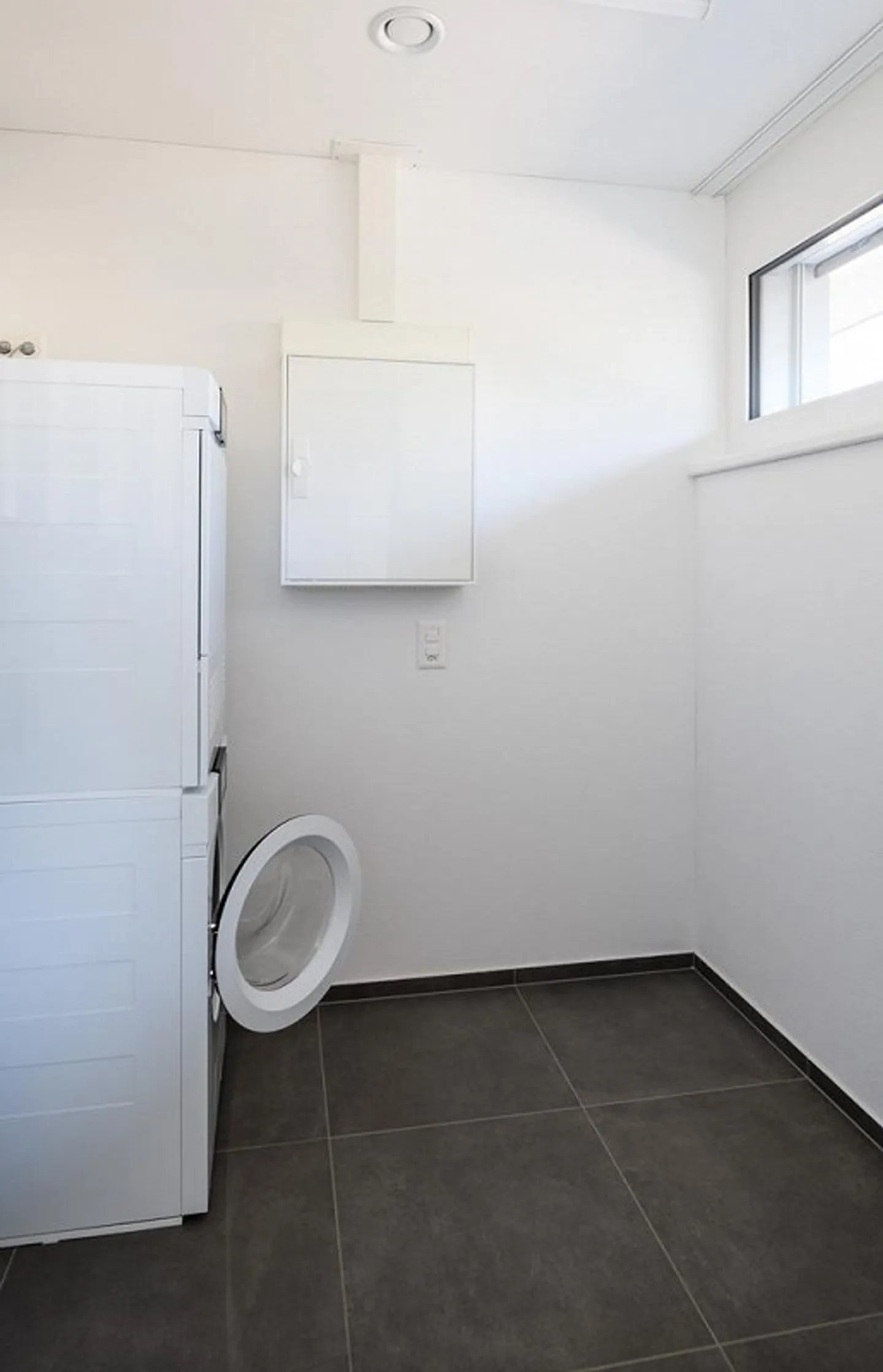 Bellissimo e luminoso appartamento di 2,5 stanze - Foto 8 di 9