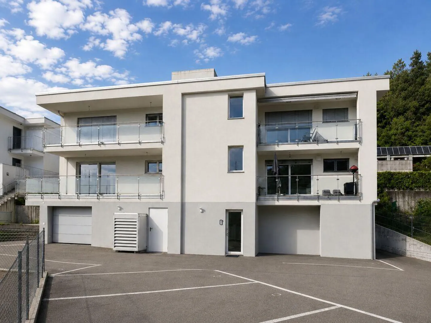 Bright 3.5-room apartment, top floor with open view - Photo 1 of 16