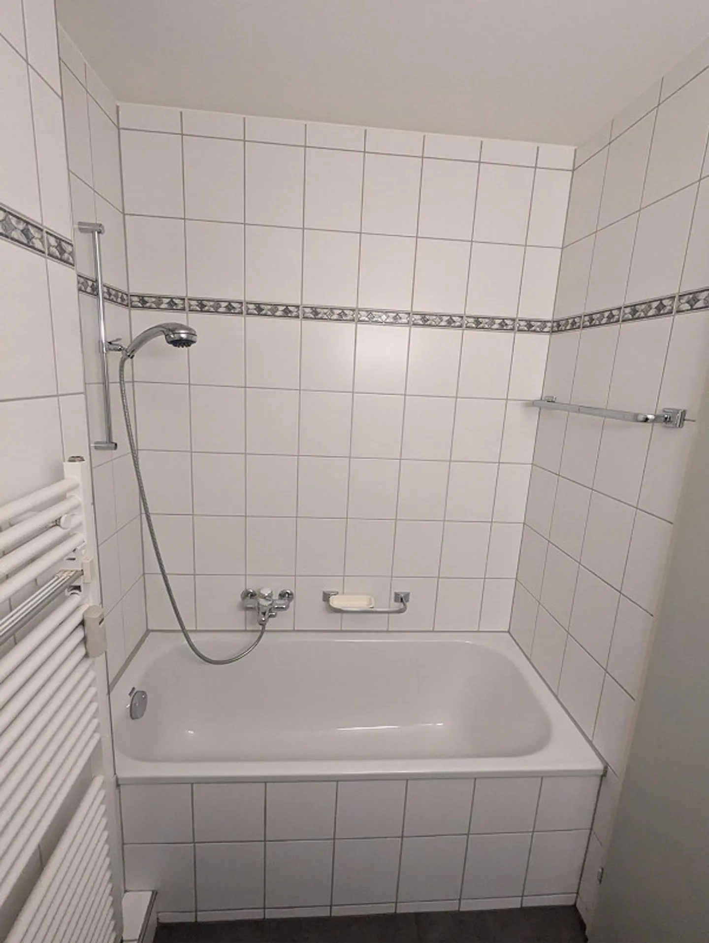 Spacious 4.5-room apartment in Herzogenbuchsee - Photo 3 of 8