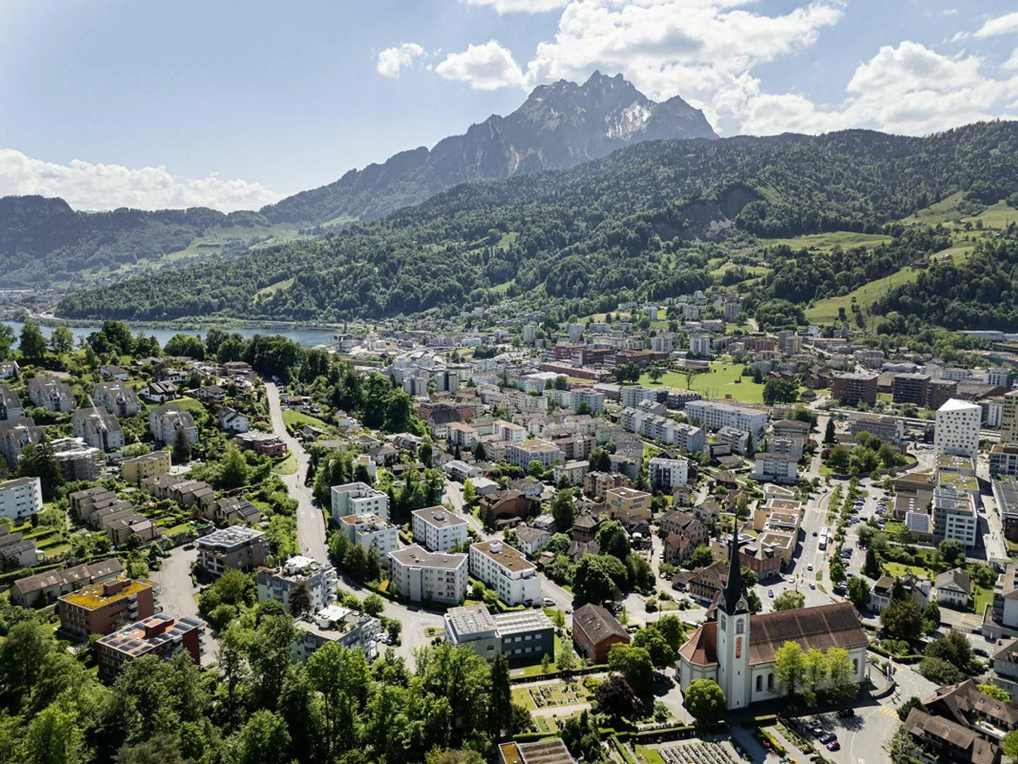 Zentrumsnahe 4.5-Zimmerwohnung mit Weitsicht - Foto 8 von 8