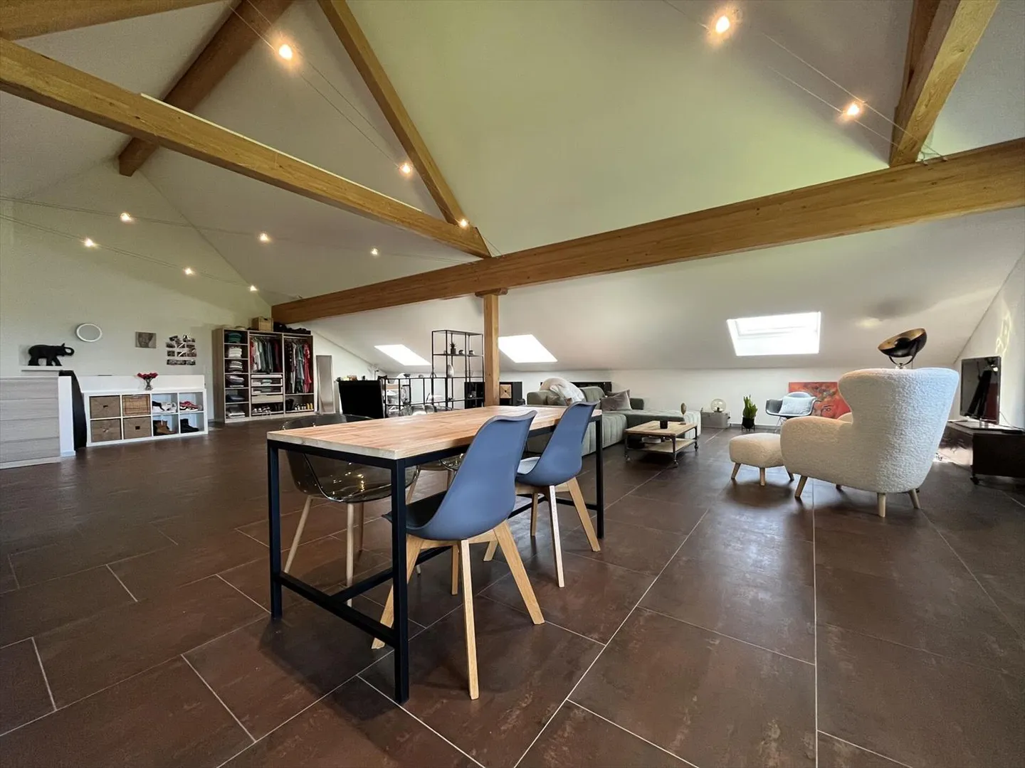 AVEC UN ENORME POTENTIEL, AU CALME - Photo 8 sur 11