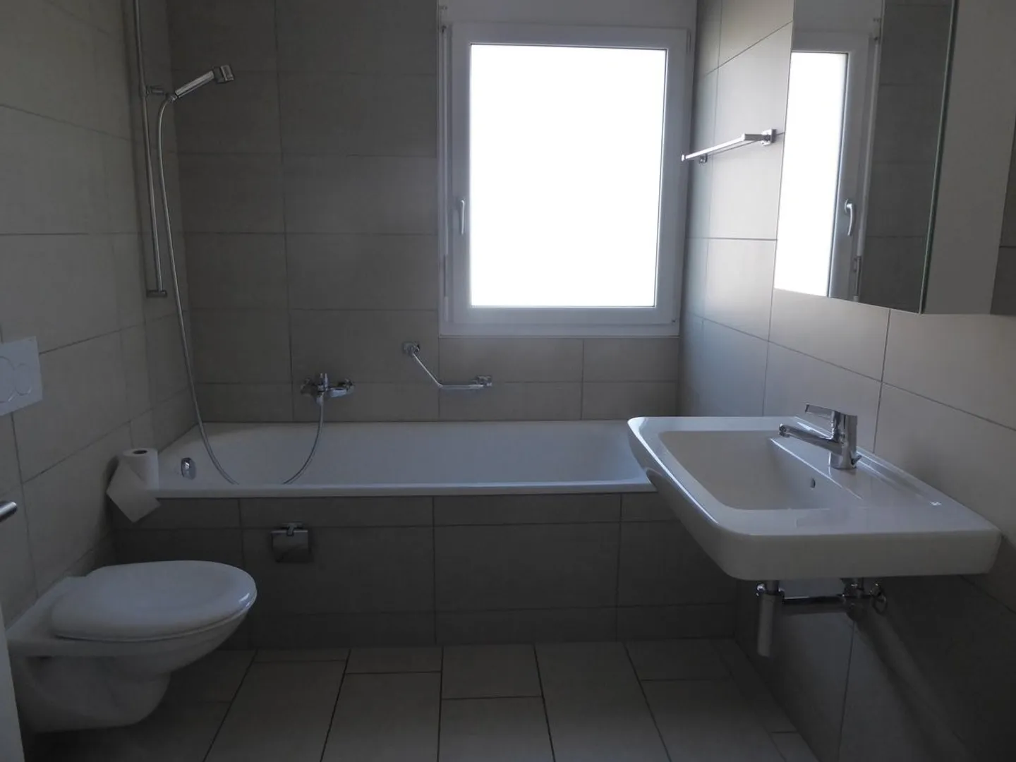 3.5-room apartment on the 2nd floor - Photo 8 of 9