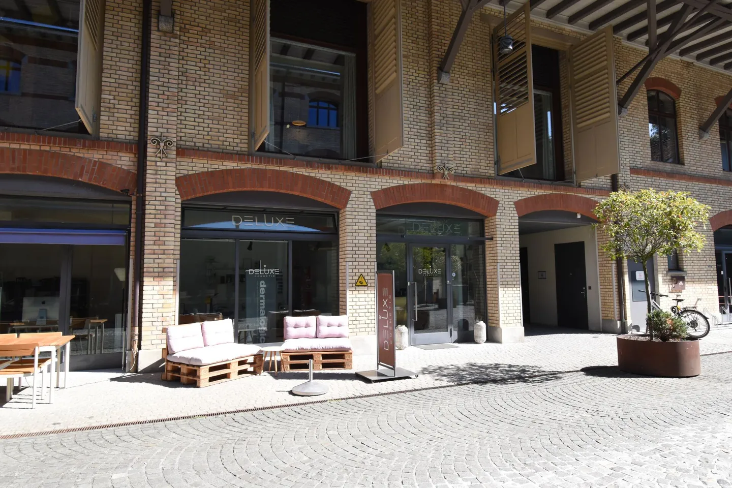 BEAUTY AREA IN PERFECTION - Photo 1 of 6