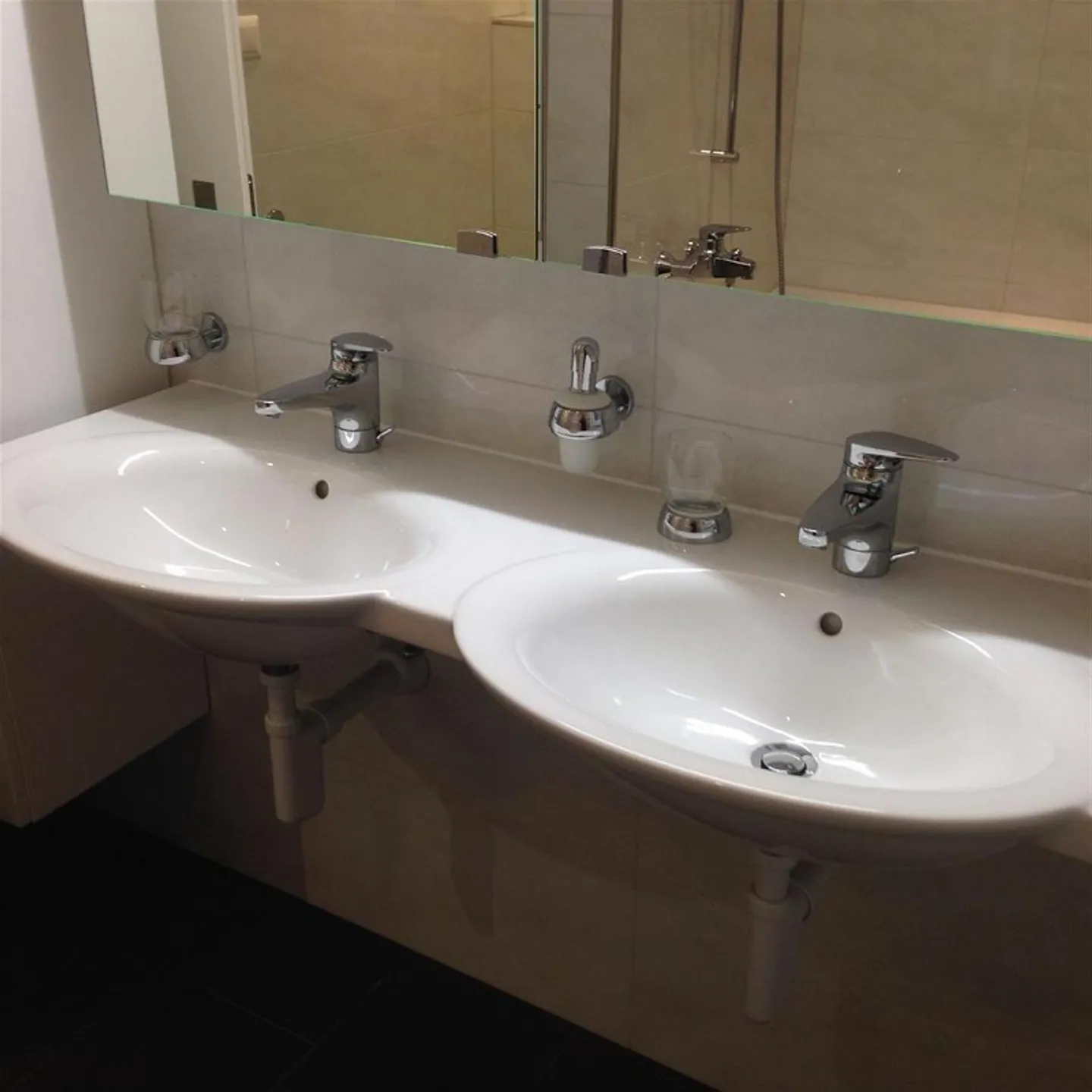 Detached 6.5-room single-family house - Photo 7 of 12