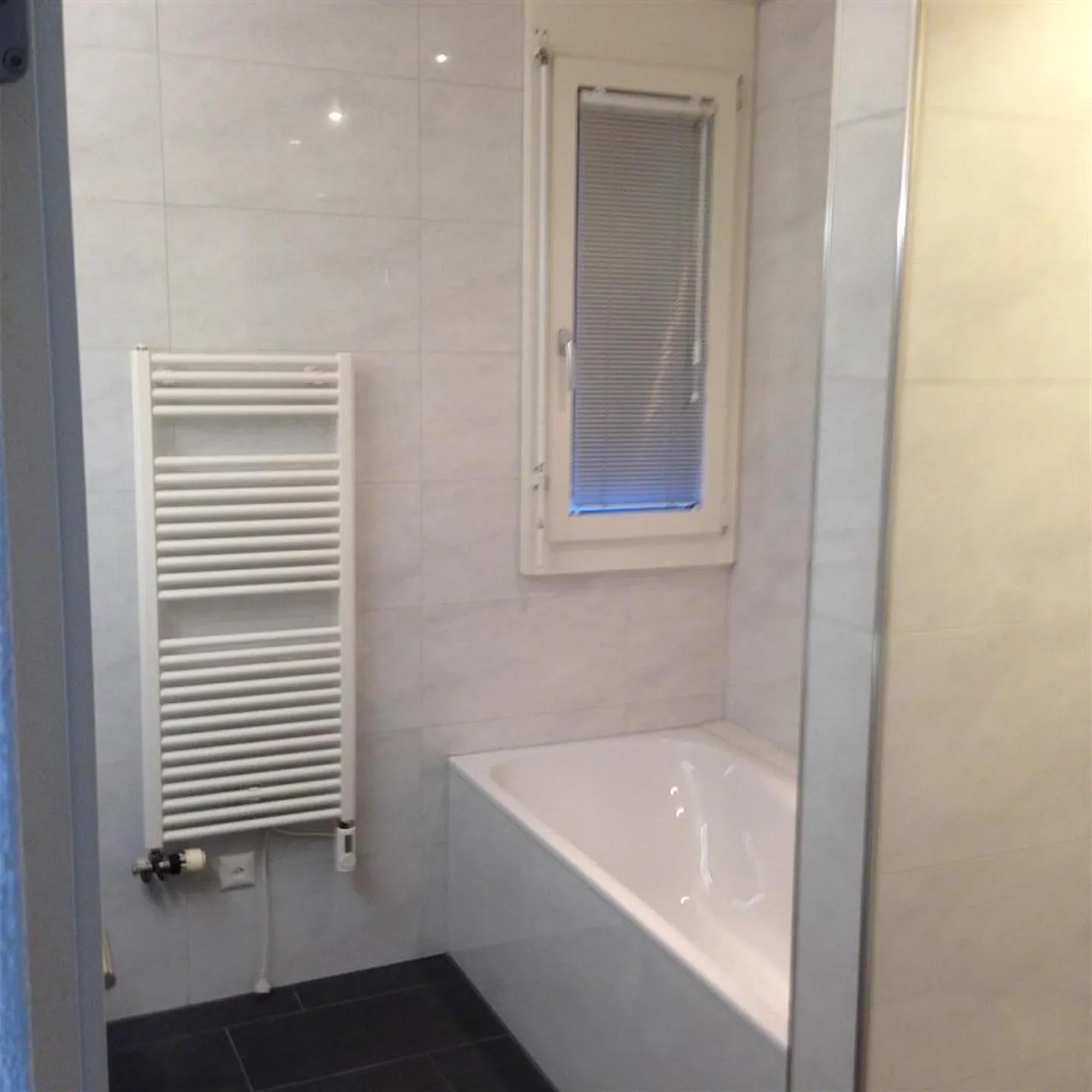 Detached 6.5-room single-family house - Photo 8 of 12