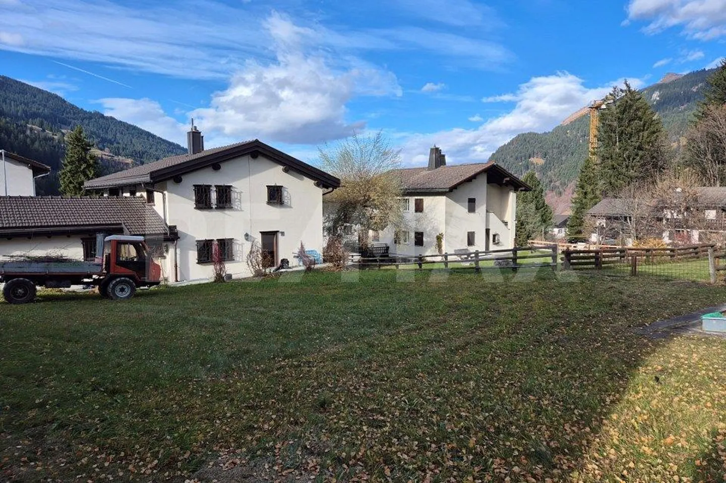Mehrfamilienhaus mit Potenzial - Foto 2 von 7