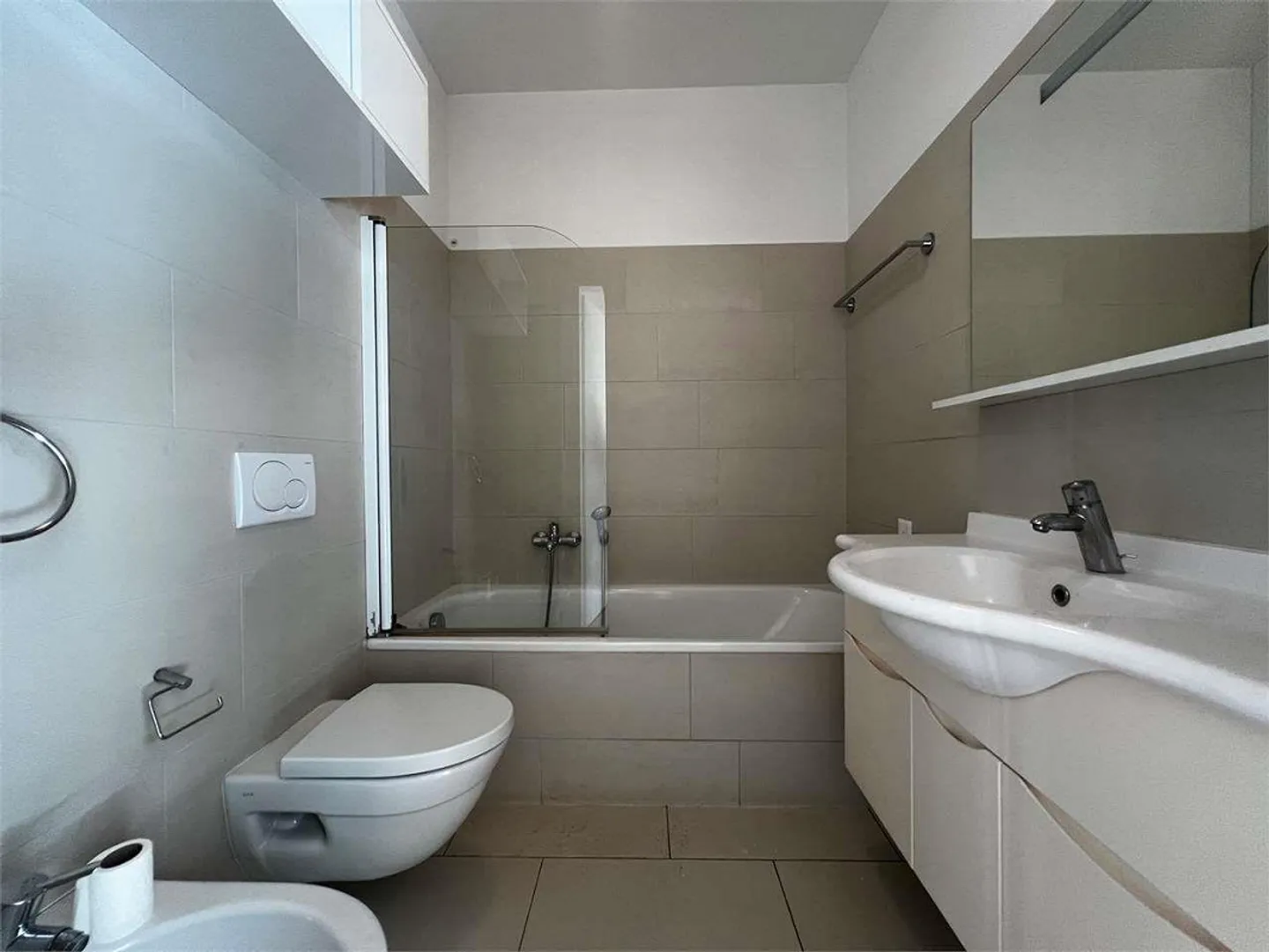 Rif. 2703 Lugano in affitto ampio 2.5 locali con giardino privato - Foto 9 von 10