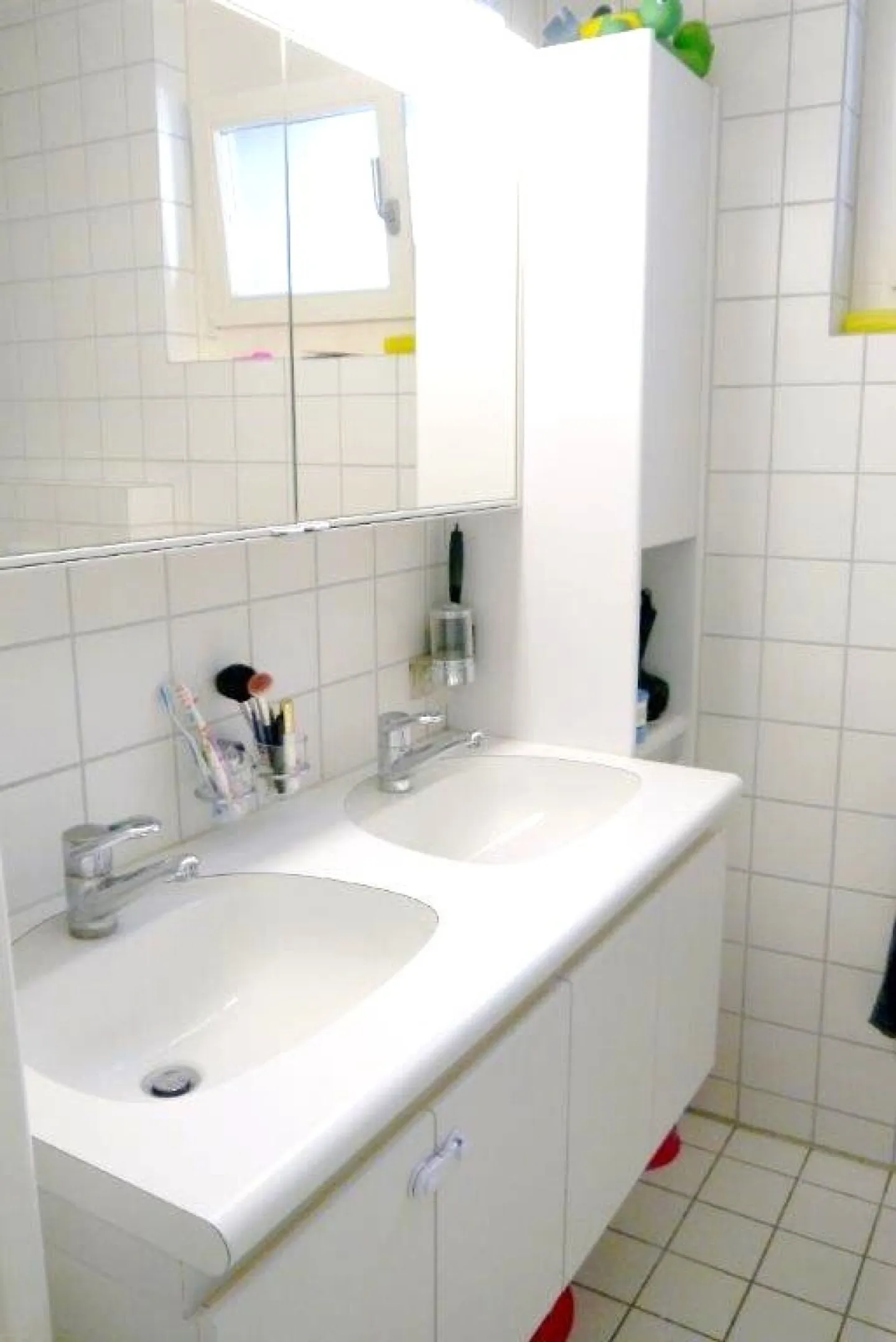 3.5-Room Maisonette Apartment in a Central Location - Photo 6 of 11