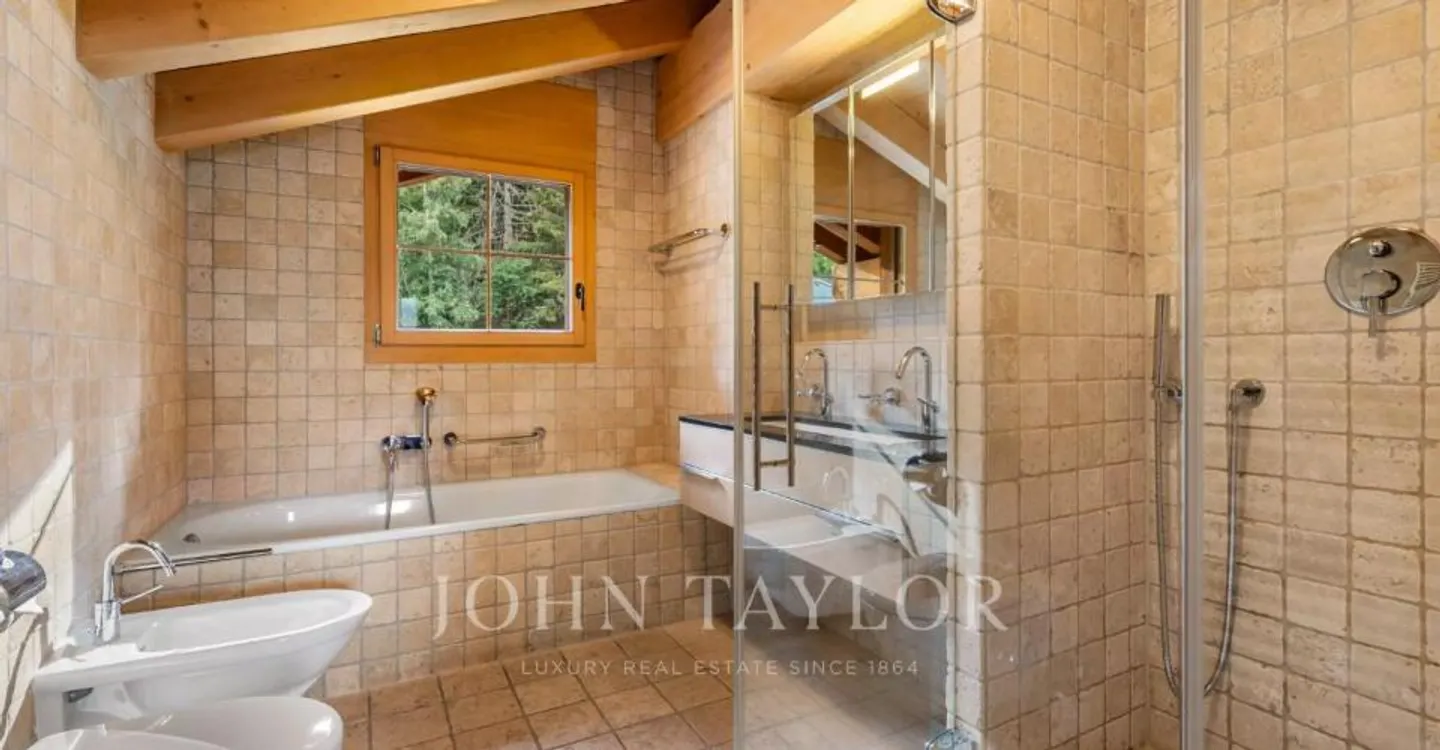 Chalet with panoramic view - Photo 9 of 12