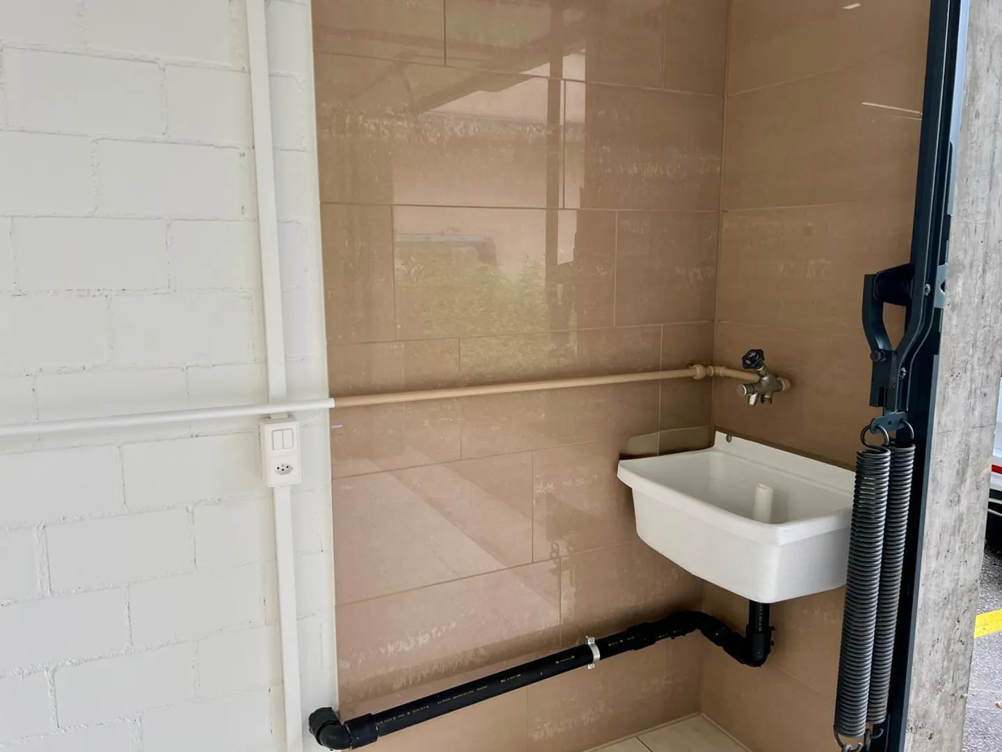 Neu renovierter Lagerraum/Werkstatt an sehr zentraler Lage - Foto 8 von 9