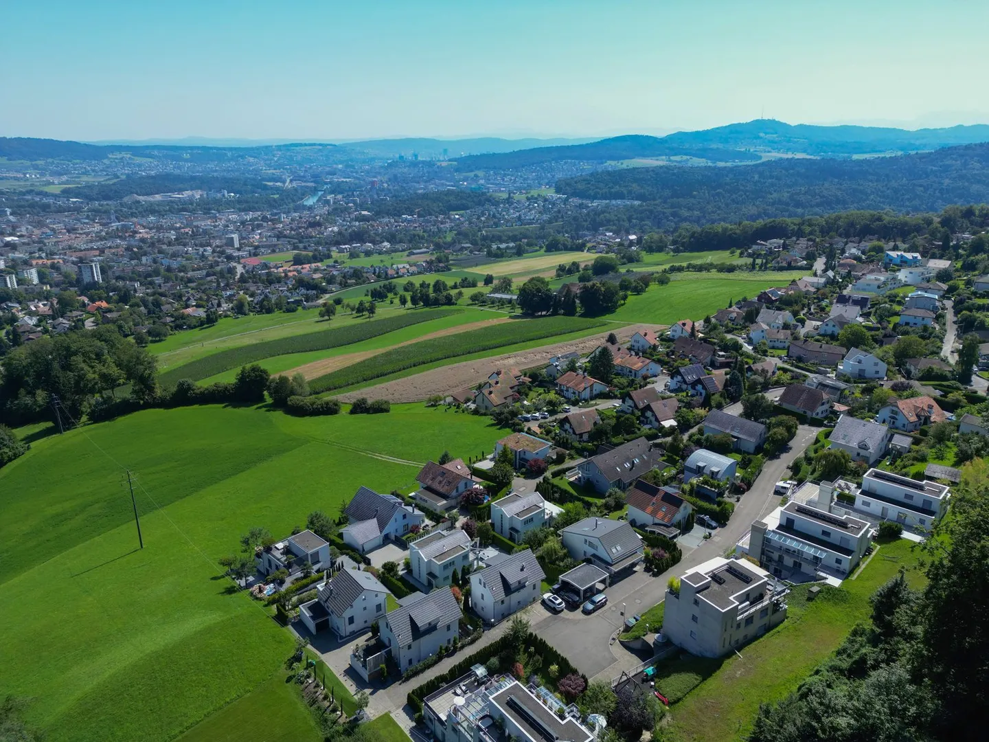 Terrace Jewel with a View over Zurich - Photo 4 of 21