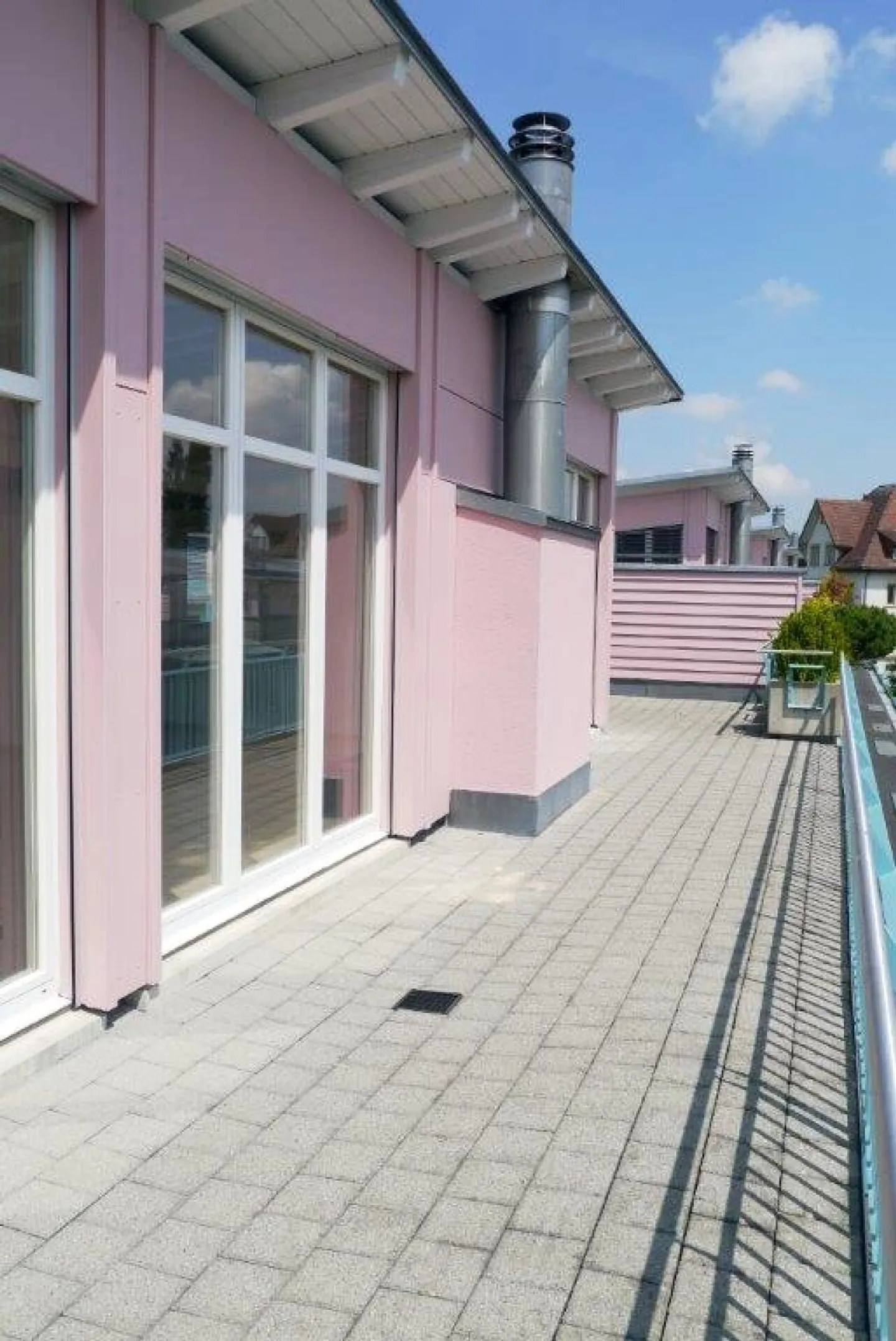 3.5-Room Maisonette Apartment in a Central Location - Photo 10 of 11