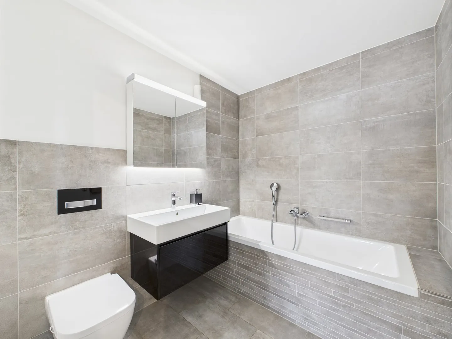 Terrace Jewel with a View over Zurich - Photo 14 of 21