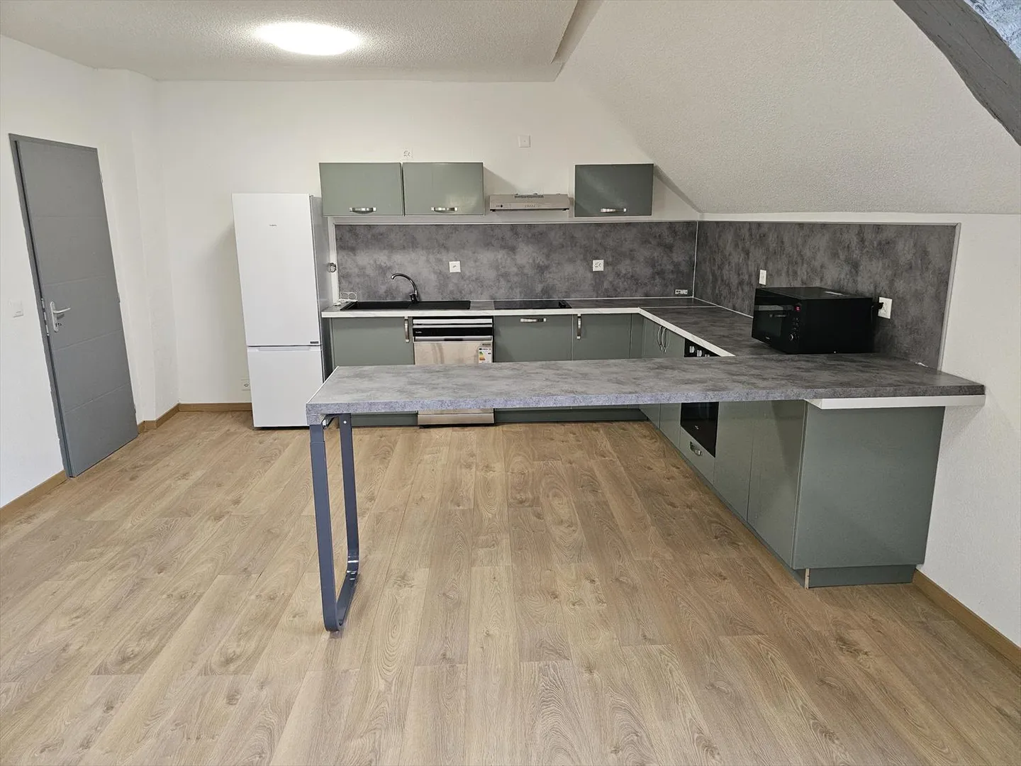 Ultimo piano 4 stanze - Foto 10 di 17