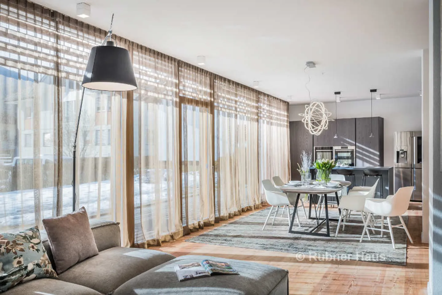 Erstwohnsitz oder Ferienhaus mit  Einliegerwohnung - Foto 9 von 15