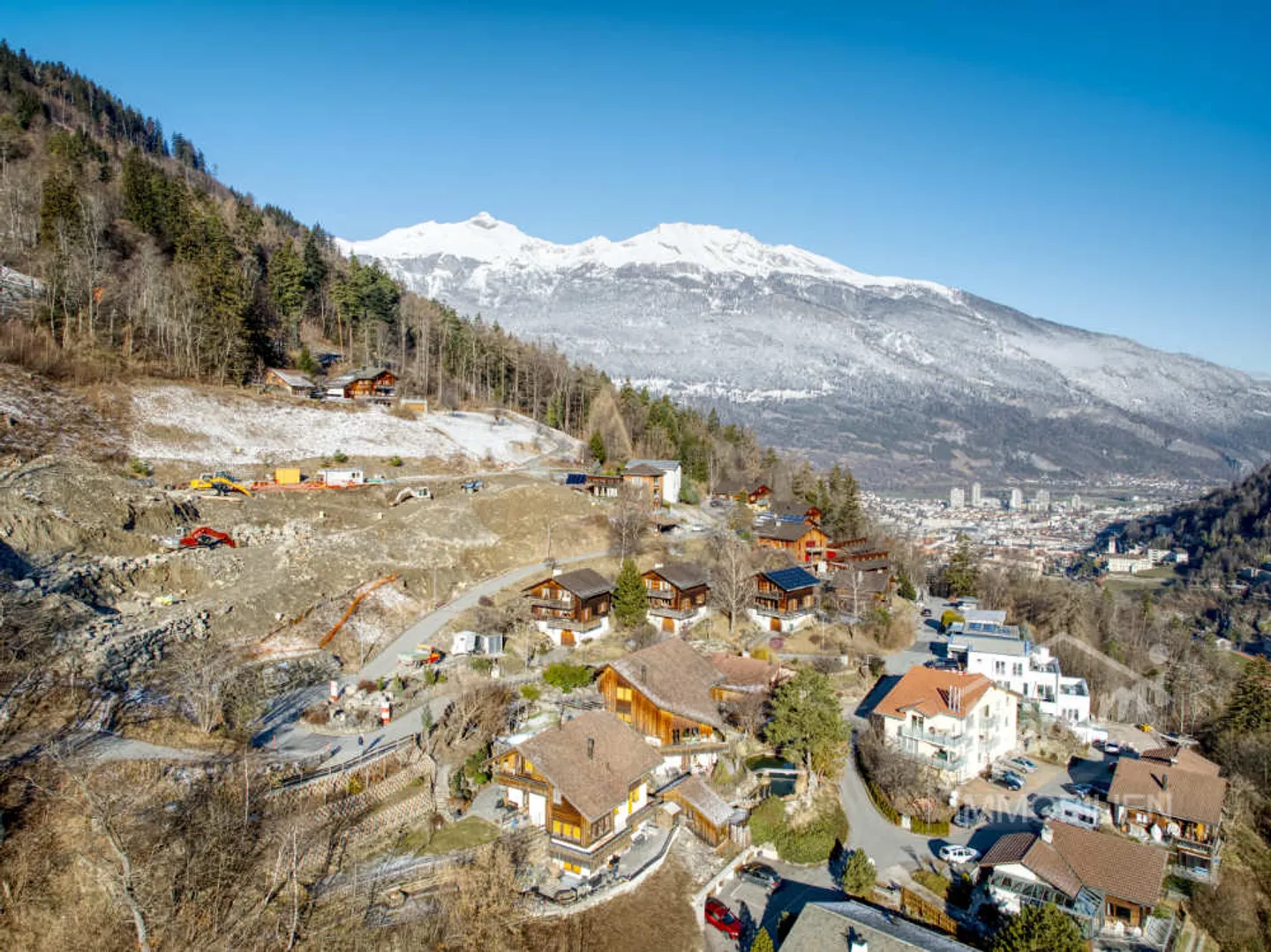 Erstwohnsitz oder Ferienhaus mit  Einliegerwohnung - Foto 10 von 15