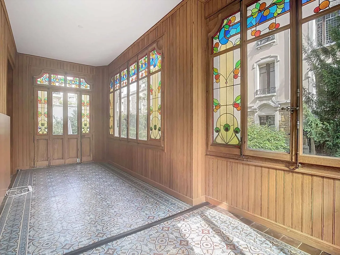 Two prestigious apartments in the heart of the Florimont district - Photo 7 of 13