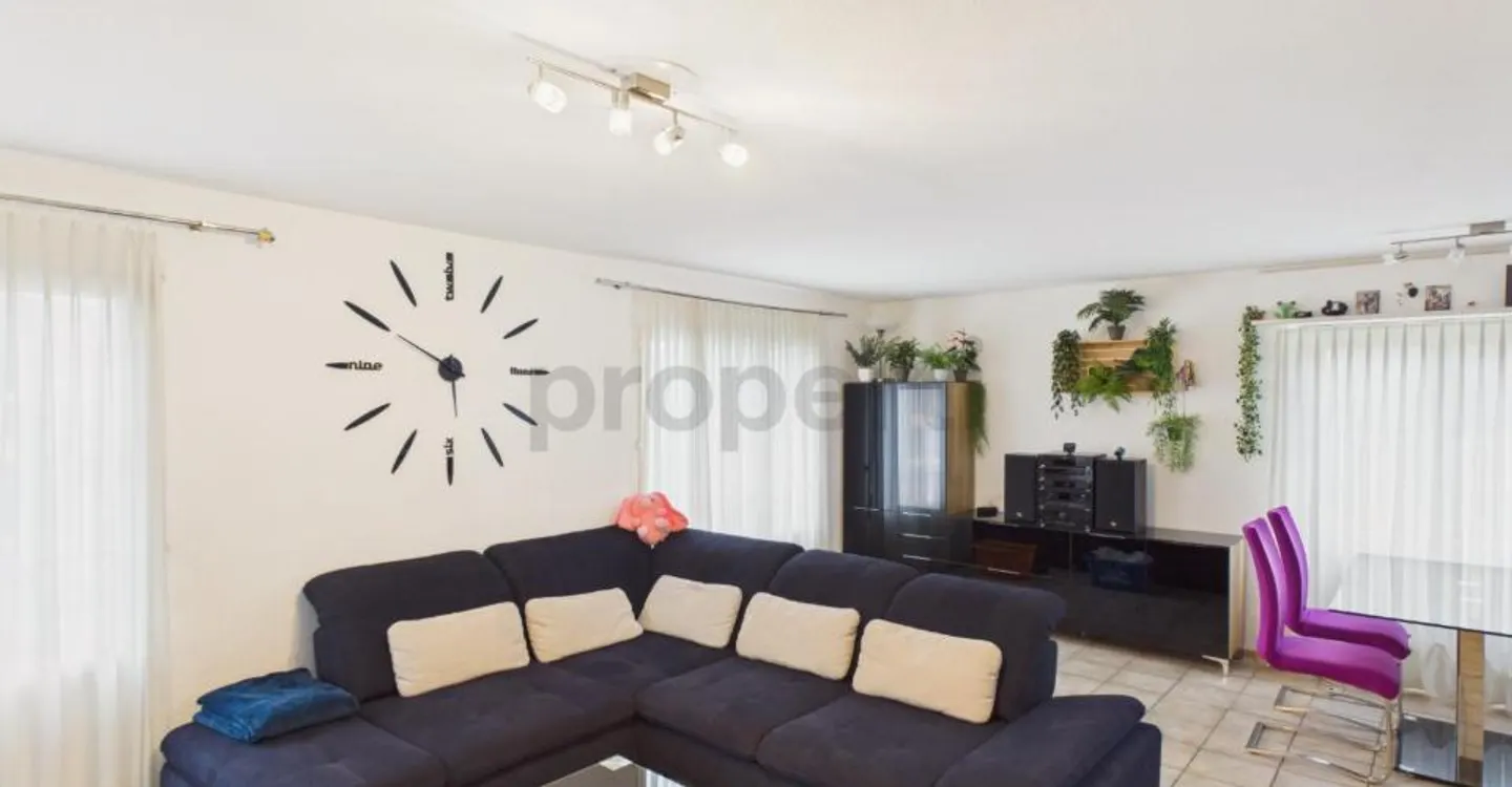 Modernes Apartment mit Balkon - Foto 1 von 7