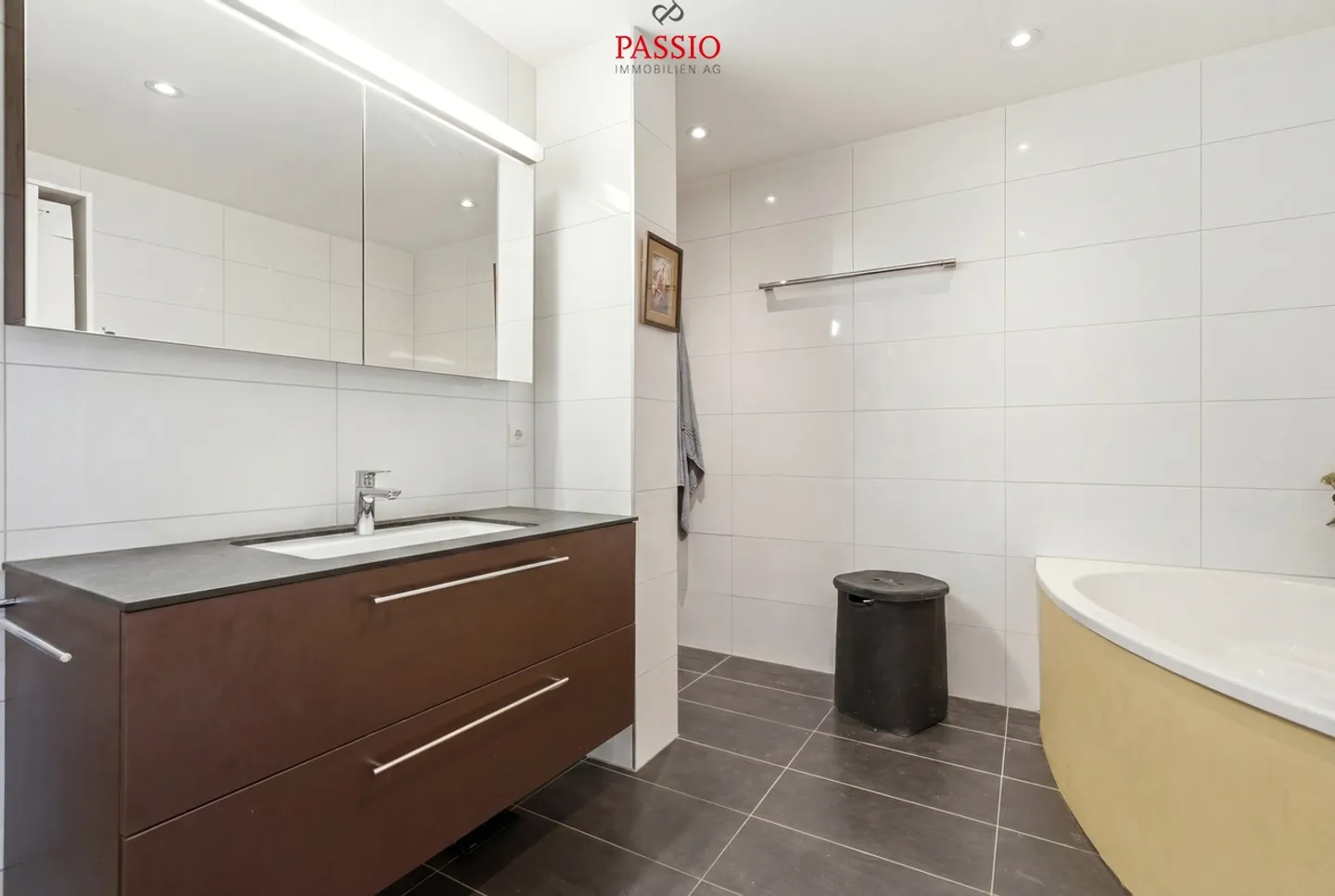 Appartement exclusif de 3,5 pièces dans le meilleur emplacement au bord de l'Aare - Photo 14 sur 24