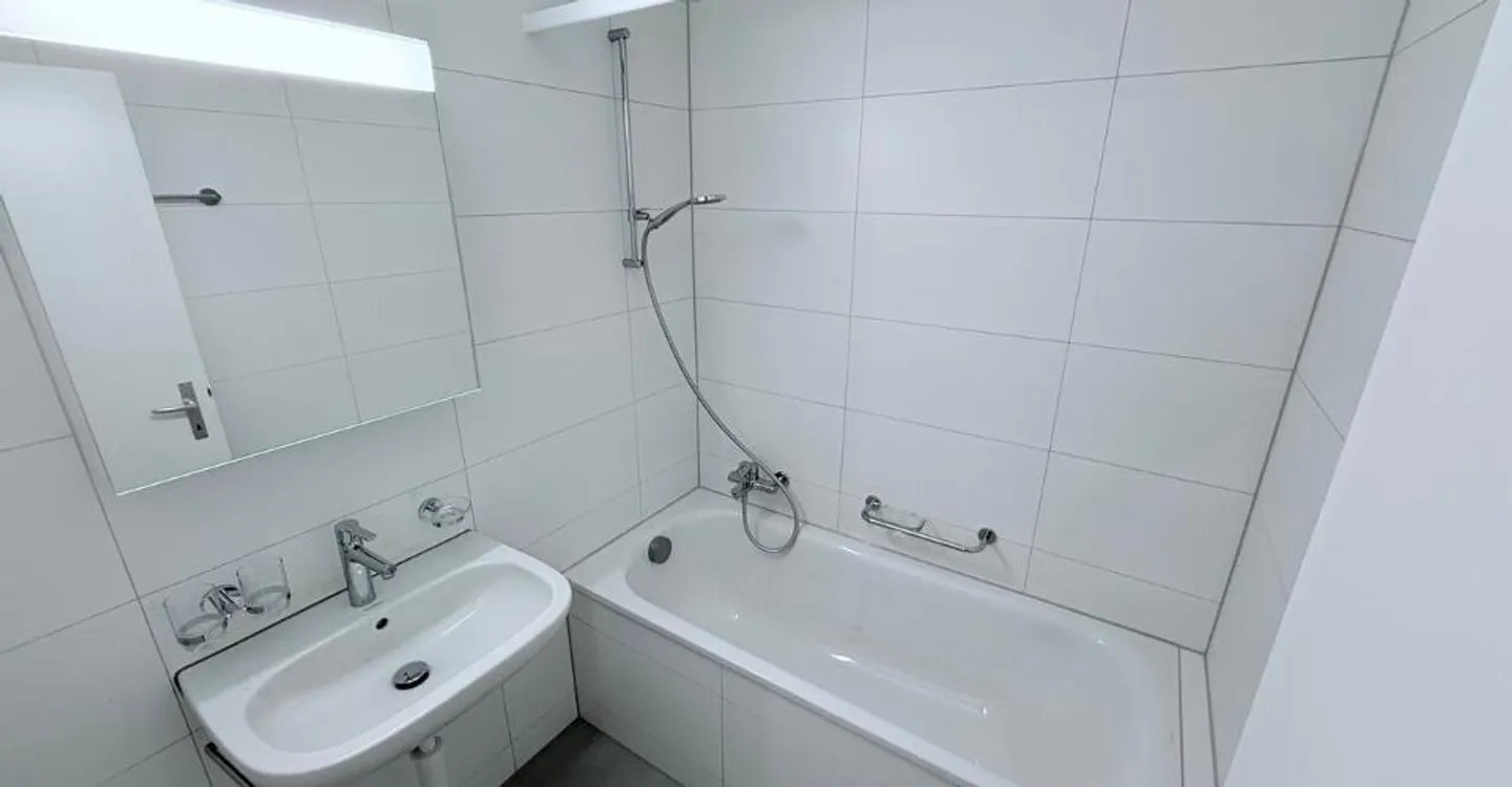 4-room apartment on the 2nd floor - Photo 6 of 7