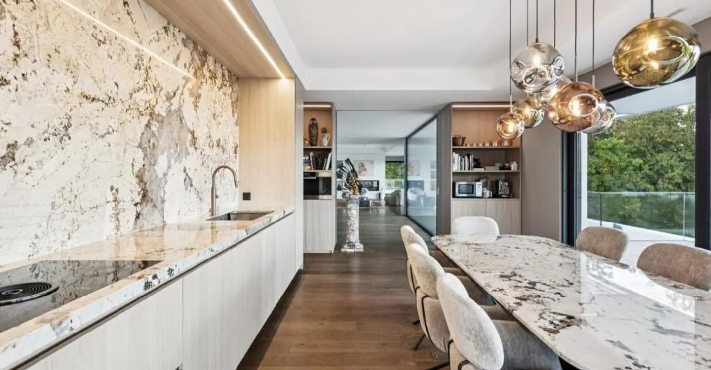 Proprietà eccezionale con architettura contemporanea - Foto 2 di 12