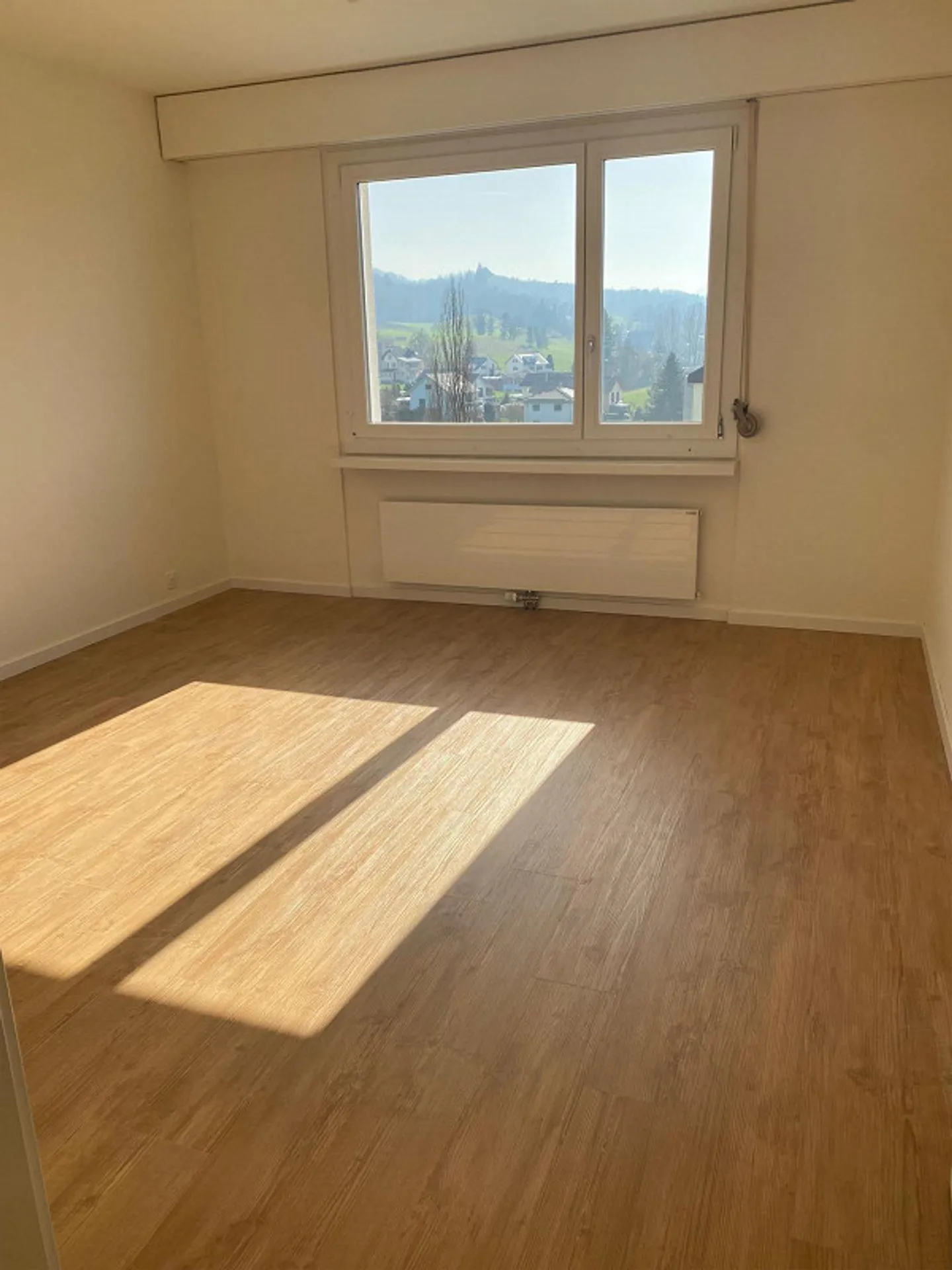 Wohnung mit Seesicht im 6. Stock - Foto 4 von 9