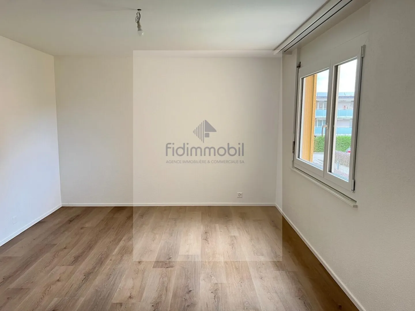 Fully renovated apartment. - Photo 4 of 7