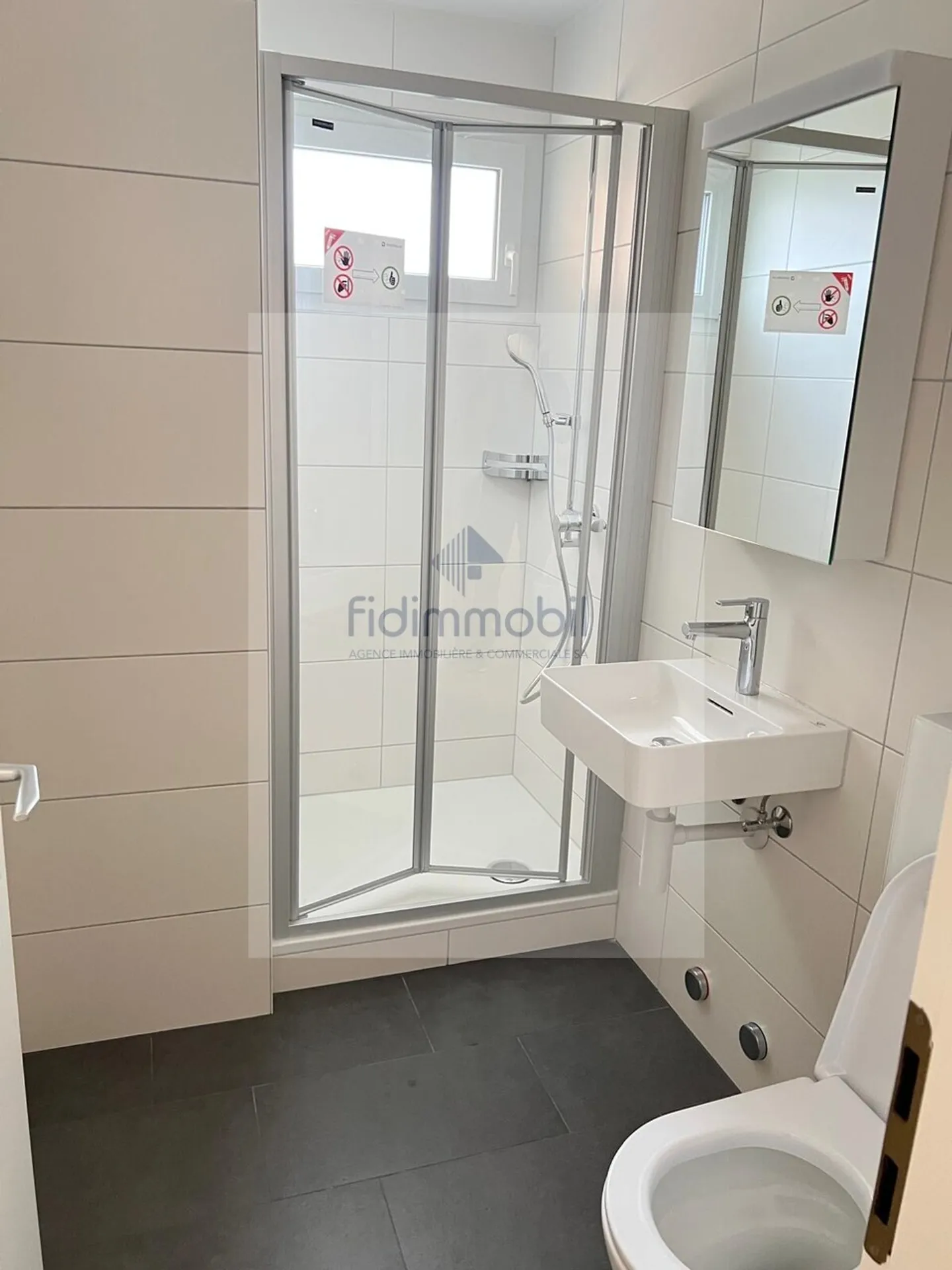 Fully renovated apartment. - Photo 7 of 7