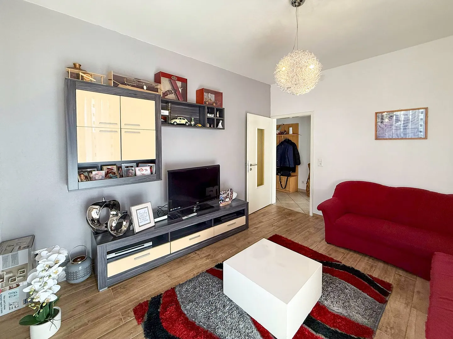 Single-family house with large garden - Photo 9 of 18